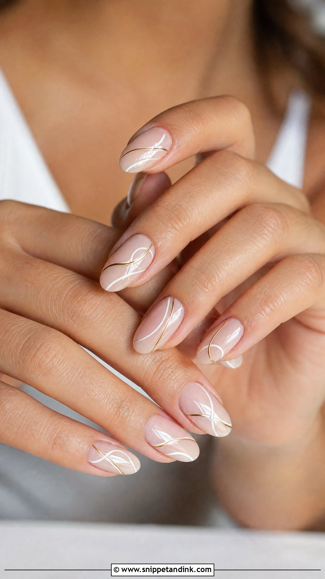 Minimal Line Bridesmaid Nails - Snippet and Ink - 25 Nails for Wedding Bridesmaid