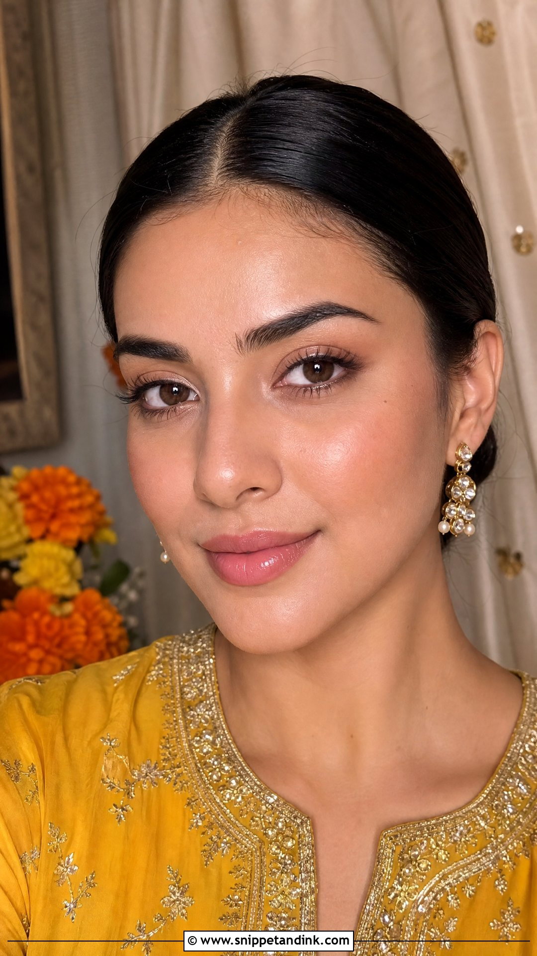 Minimal Mehndi Bridal Makeup - Snippet and Ink - 20 Mehndi Bridal Makeup Ideas