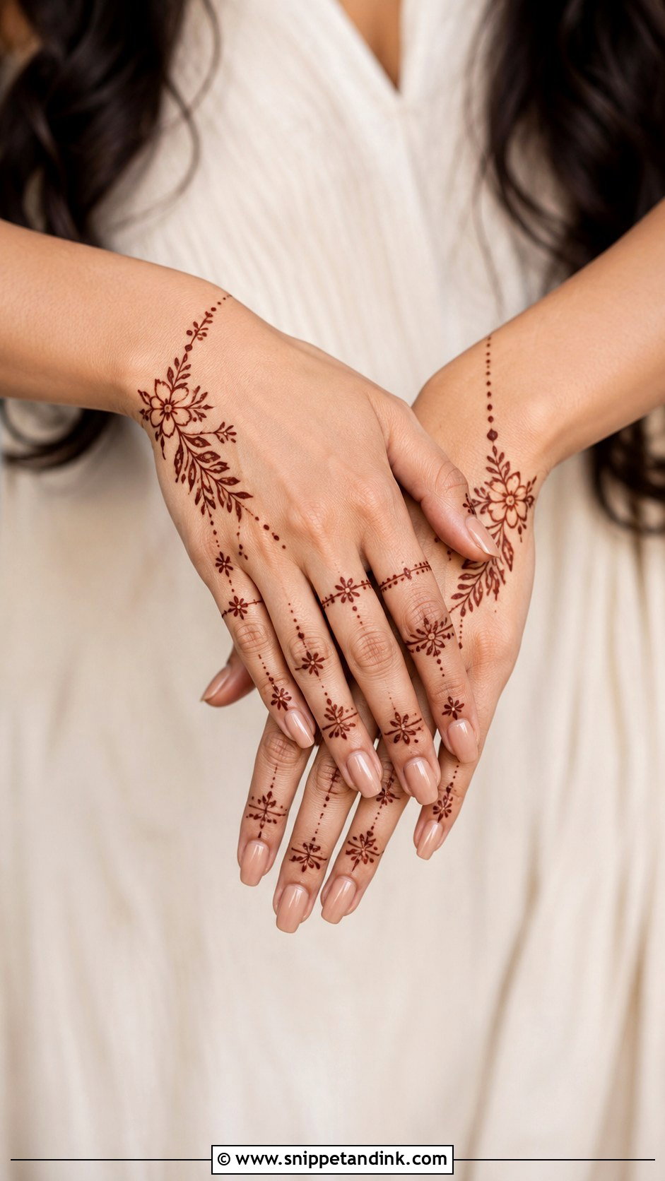 Minimal Mehndi Design - Snippet and Ink - 35 Best Mehndi Designs