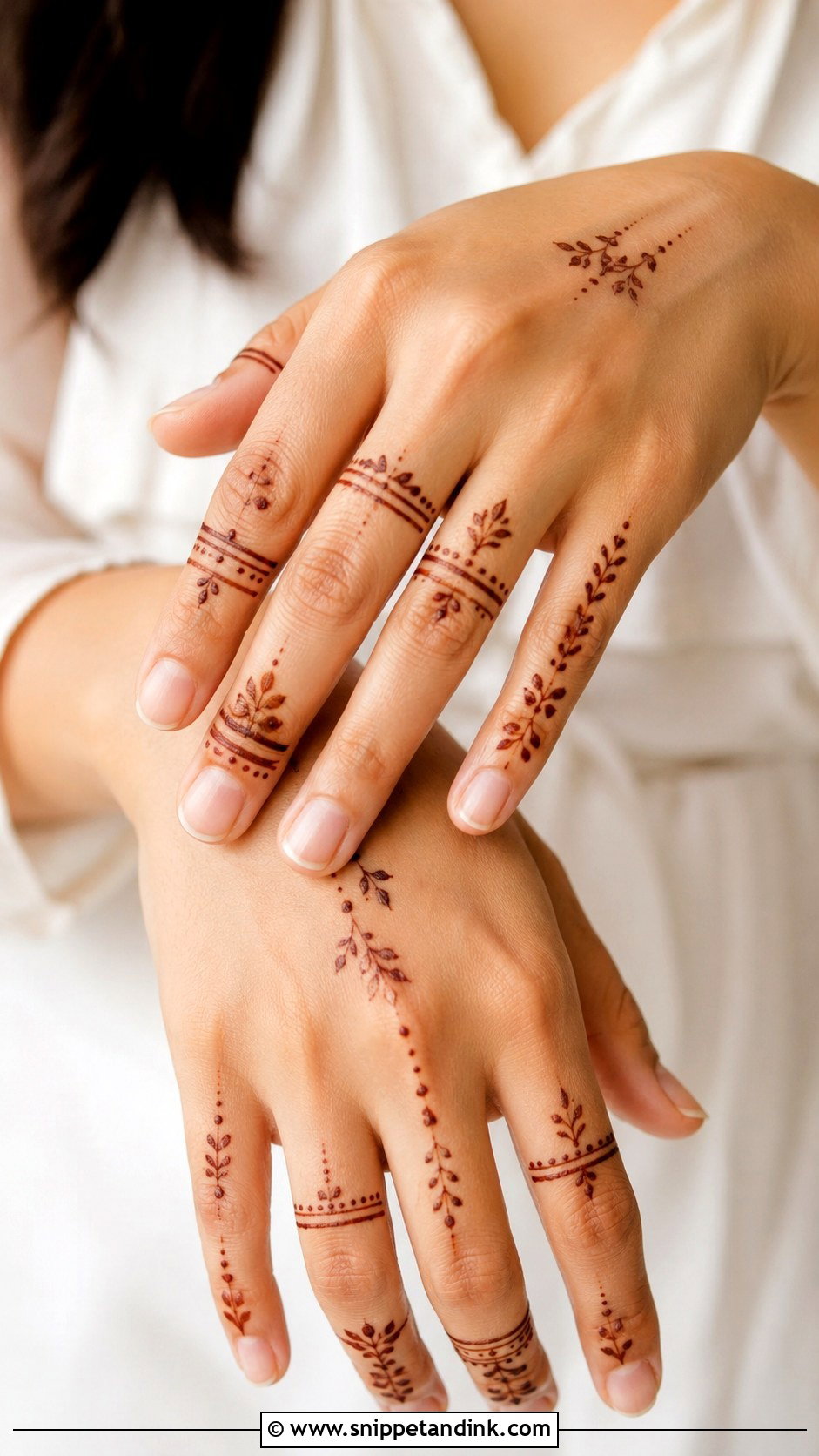Minimal Mehndi Design For Fingers - Snippet and Ink - 35 Mehndi Designs Book