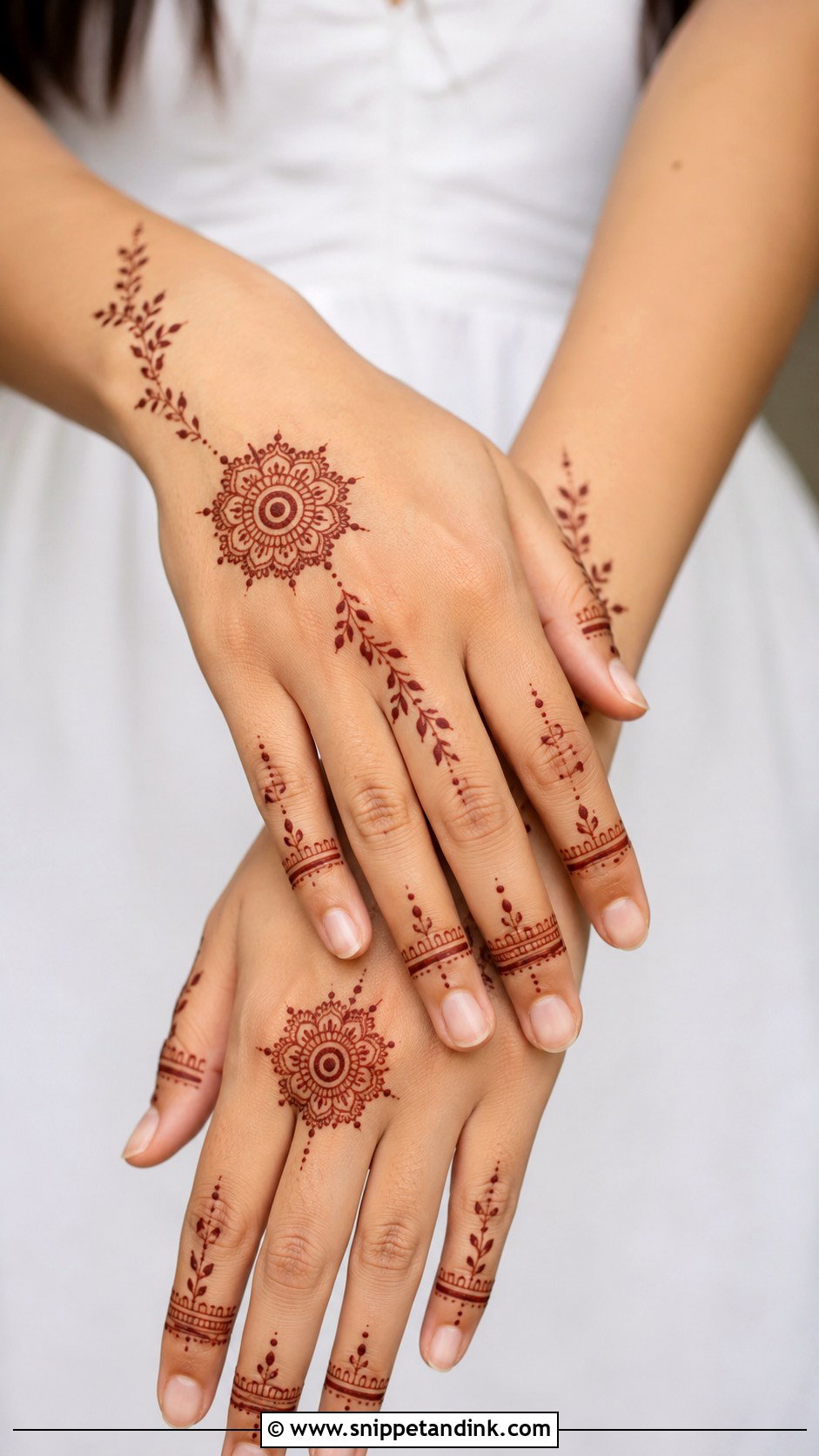 Minimal Mehndi Design - Snippet and Ink - 30 Cool Mehndi Designs