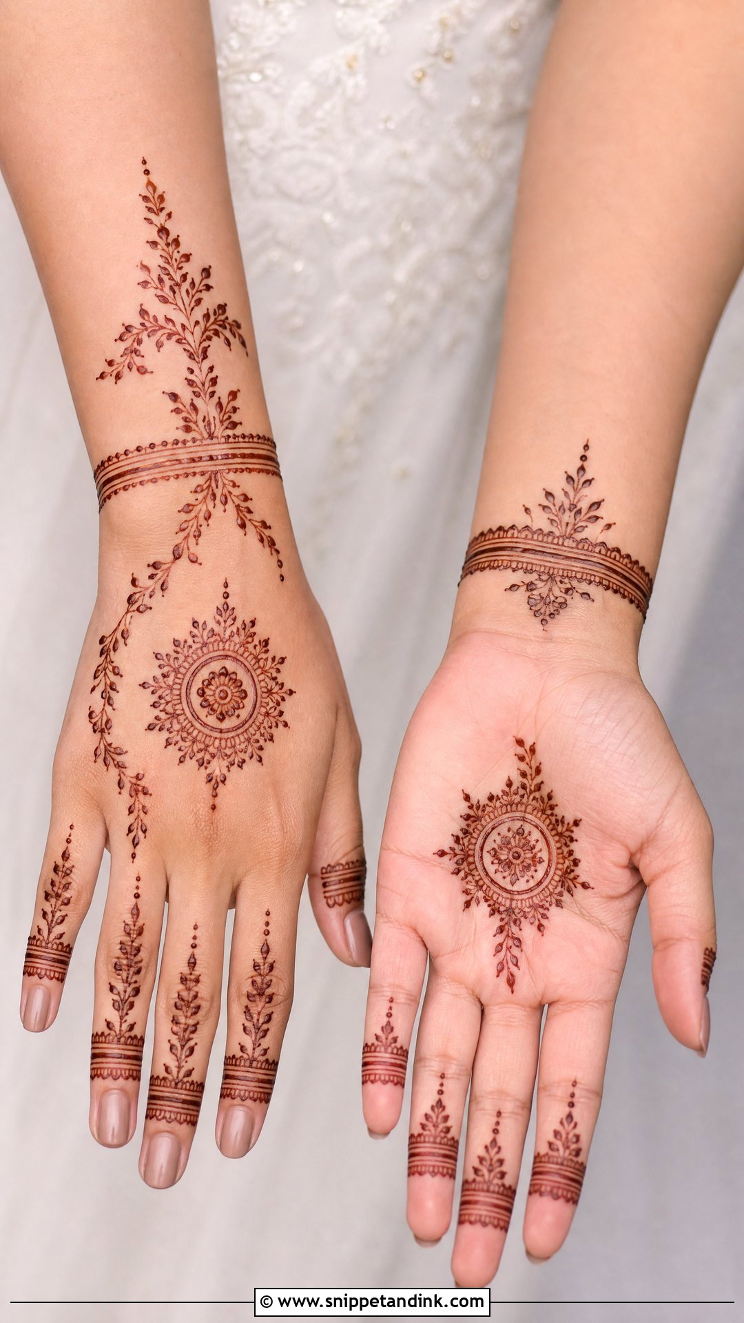 Minimal Pakistani Bridal Mehndi - Snippet and Ink - 25 Pakistani Bridal Mehndi Designs
