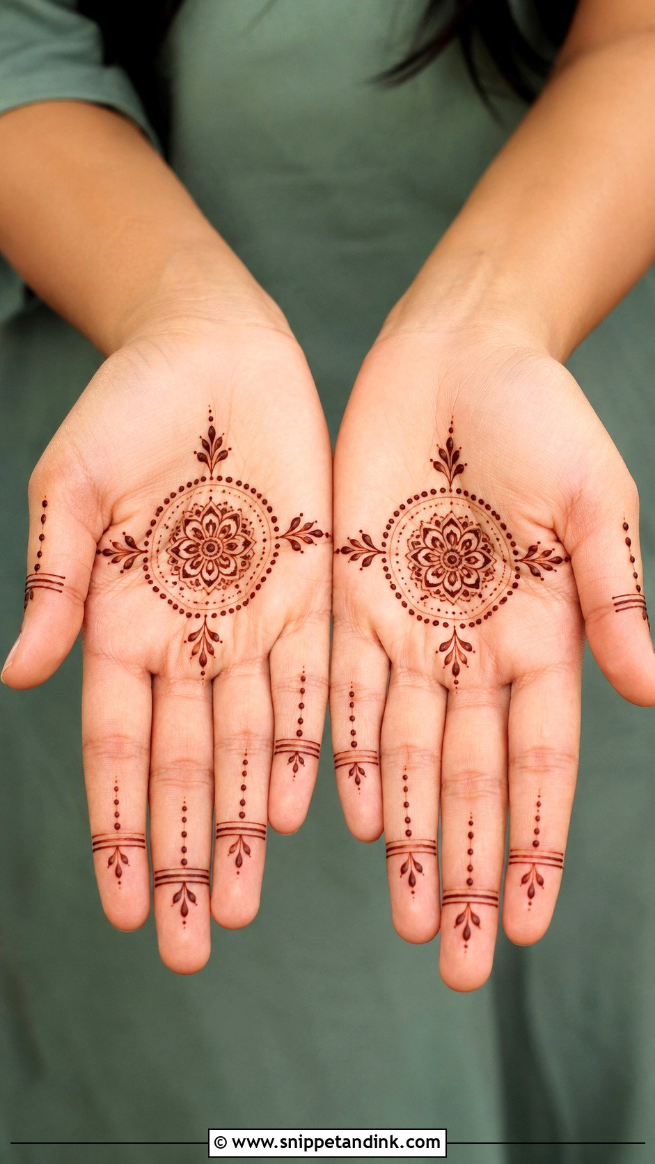 Minimal Palm Mehndi Design - Snippet and Ink - 35 Only Palm Mehndi Design Ideas