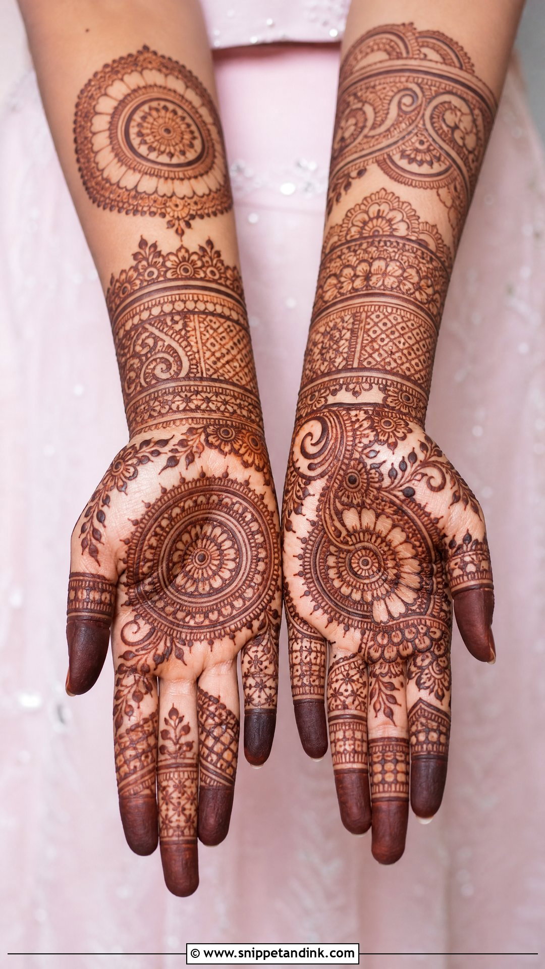 Minimal Space Heavy Bridal Mehndi Design - Snippet and Ink - 20 Heavy Bridal Mehndi Designs