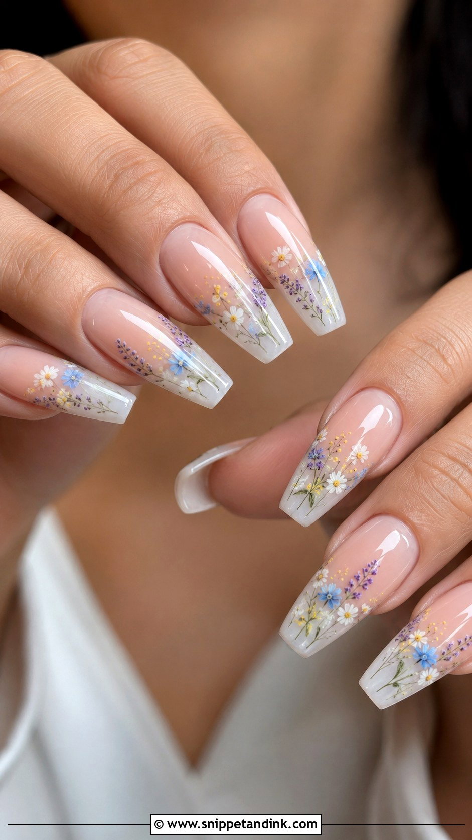 Minimal Wildflower Wedding Nails - Snippet and Ink - 20 Wildflower Wedding Nails