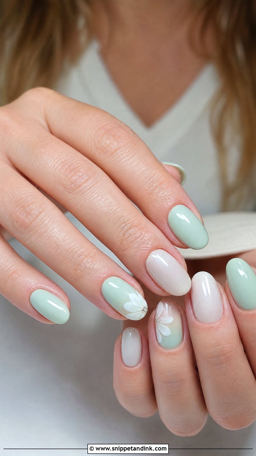 Mint Green Wedding Nails - Snippet and Ink - 25 Green Wedding Nails