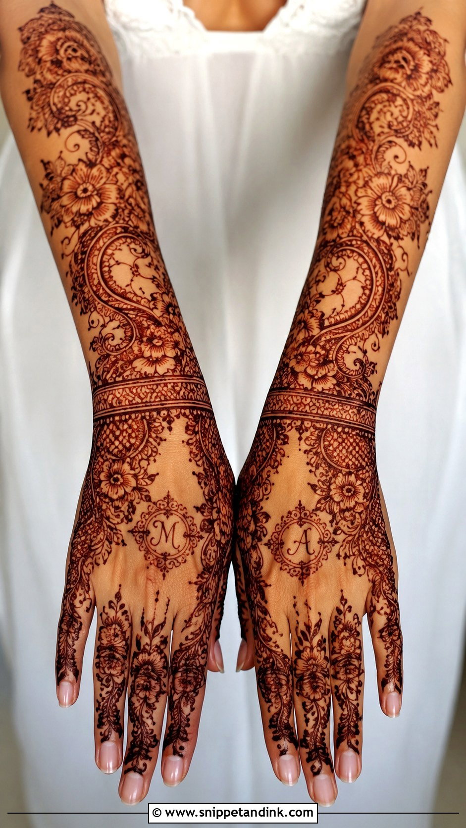 Modern Arabic Bridal Mehndi Design - Snippet and Ink - 35 Modern Arabic Mehndi Designs