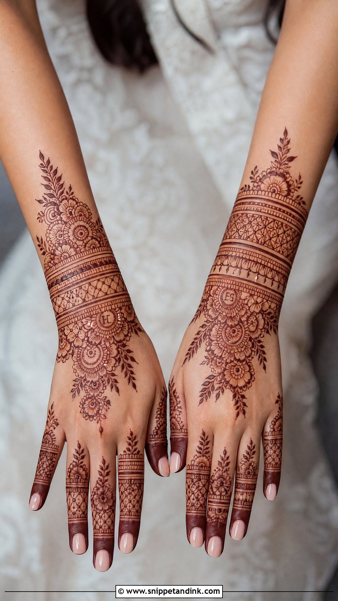 Modern Bridal Back Side Mehndi Design - Snippet and Ink - 20 Bridal Back Side Mehndi Design Ideas