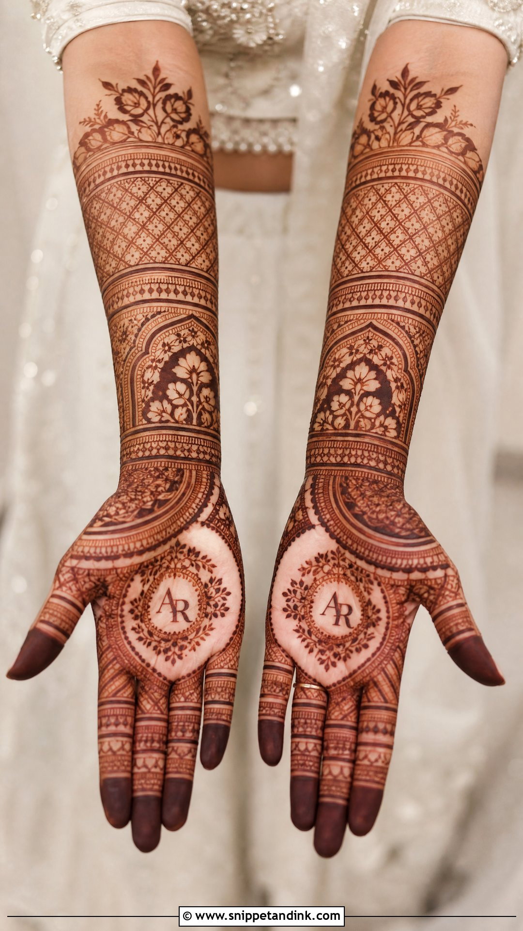 Modern Bridal Mehndi Design - Snippet and Ink - 25 Bride Mehndi Designs Indian Weddings
