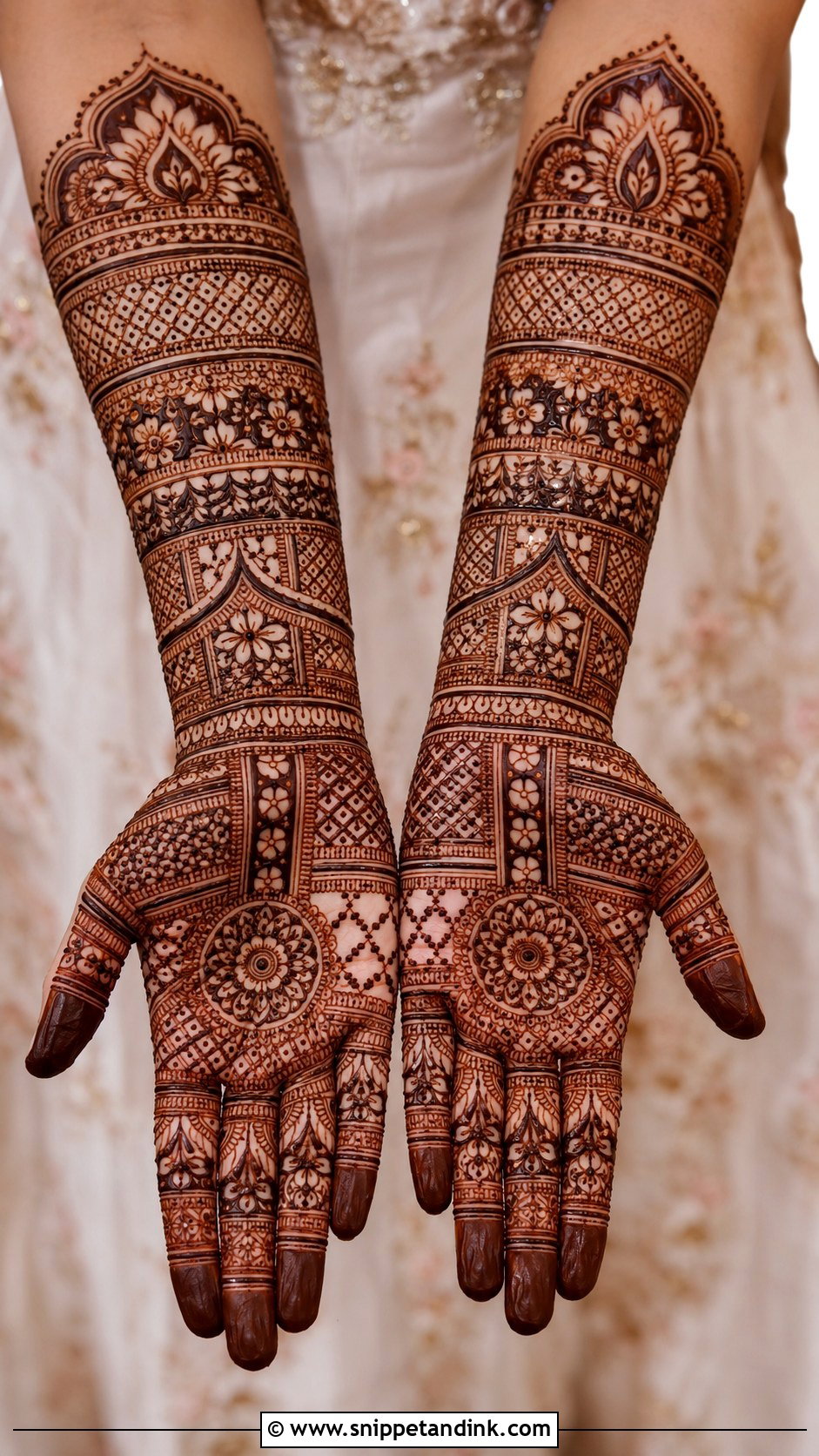Modern Bridal Mehndi Design - Snippet and Ink - 30 Bridal Mehndi Design Ideas