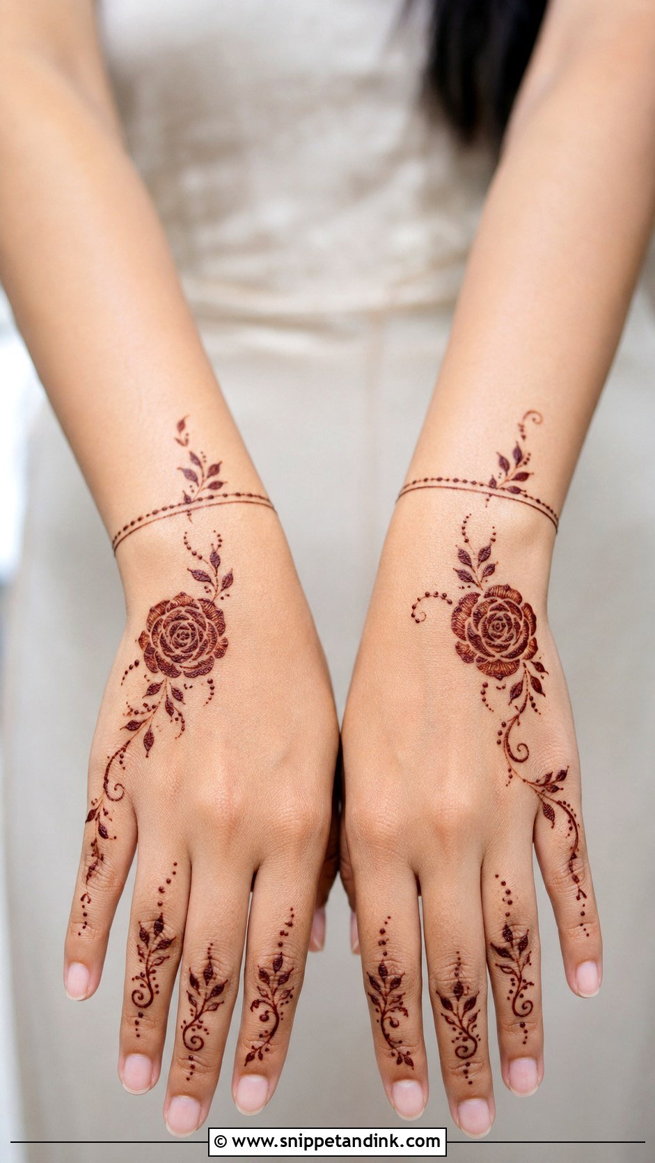 Modern Dubai Rose Mehndi Design - Snippet and Ink - 35 Dubai Rose Mehndi Designs