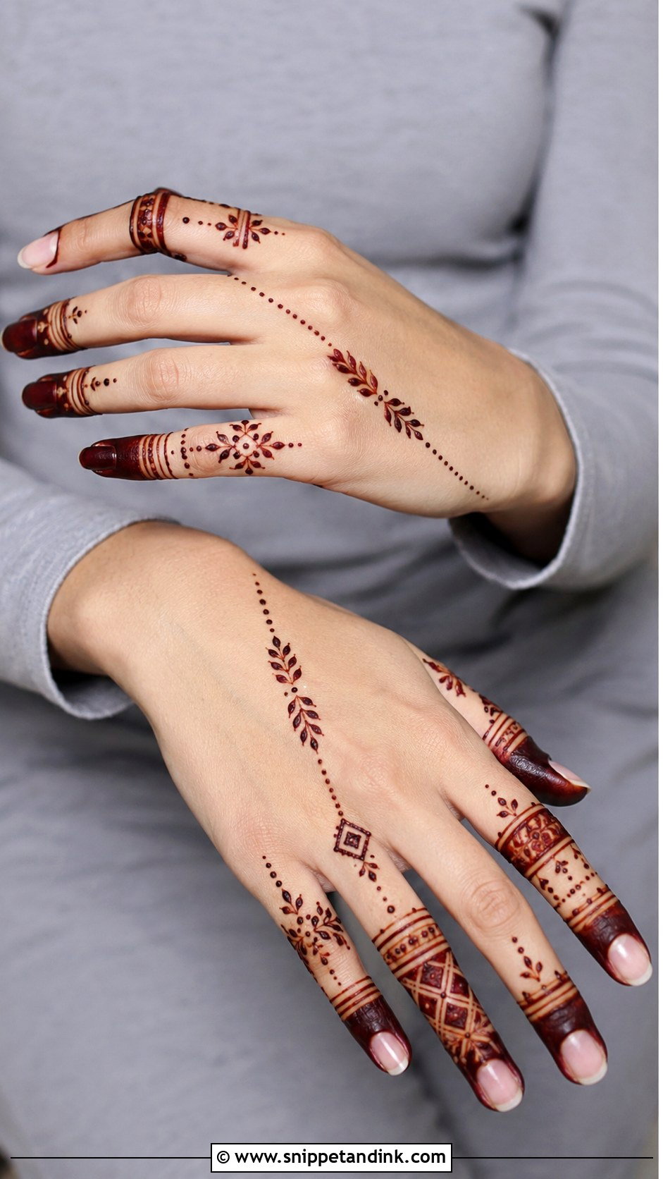 Modern Finger Mehndi Design - Snippet and Ink - 35 Unique Fingers Mehndi Designs
