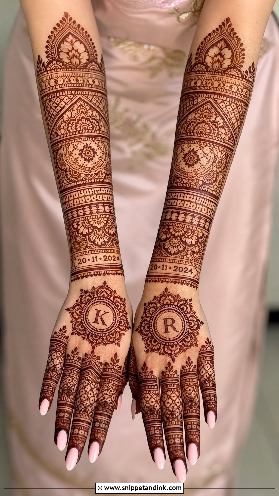 Modern Hindu Bridal Mehndi Design - Snippet and Ink - 25 Hindu Bridal Mehndi Designs
