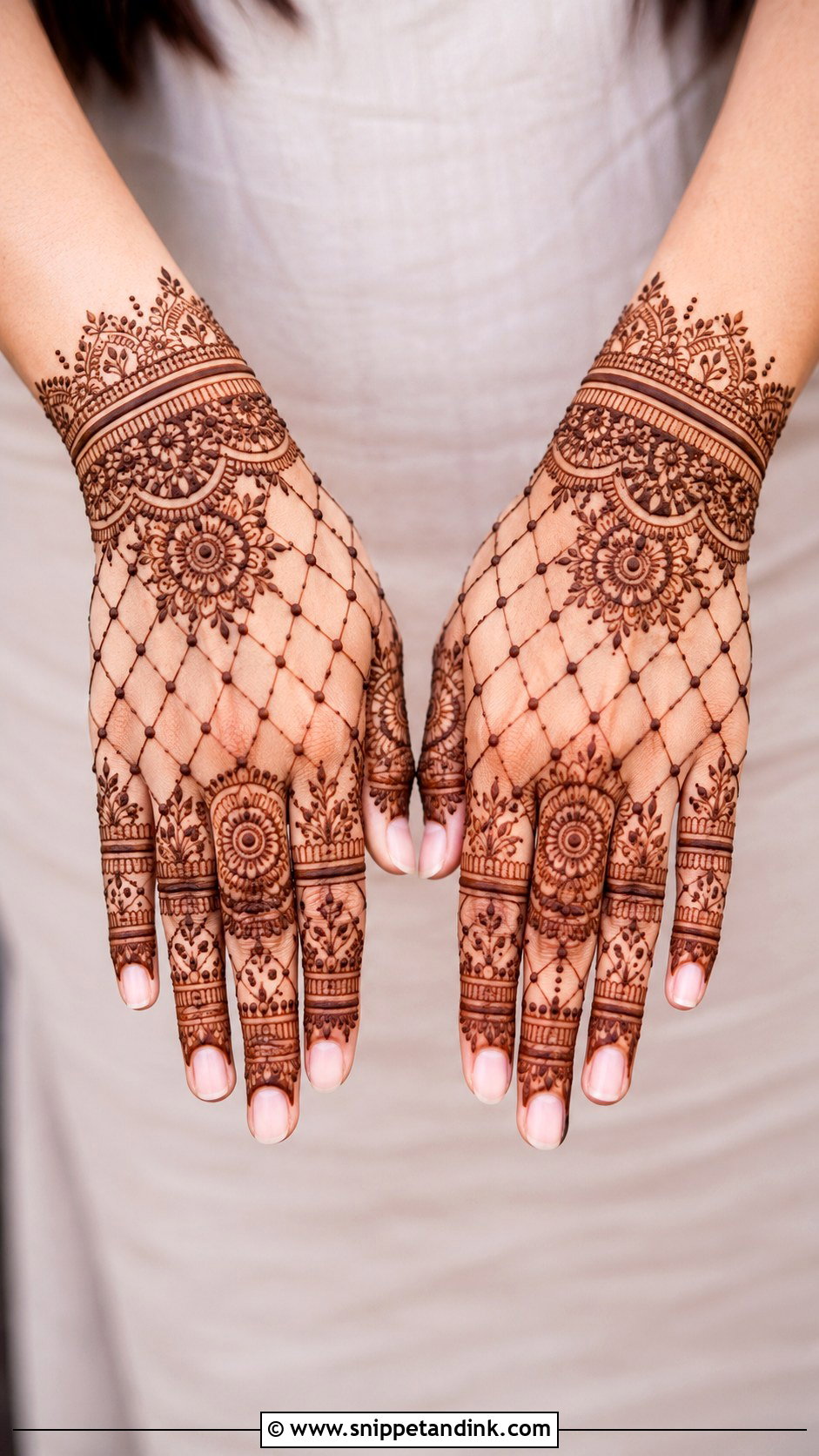 Modern Jaali Mehndi Design - Snippet and Ink - 35 Modern Mehndi Designs