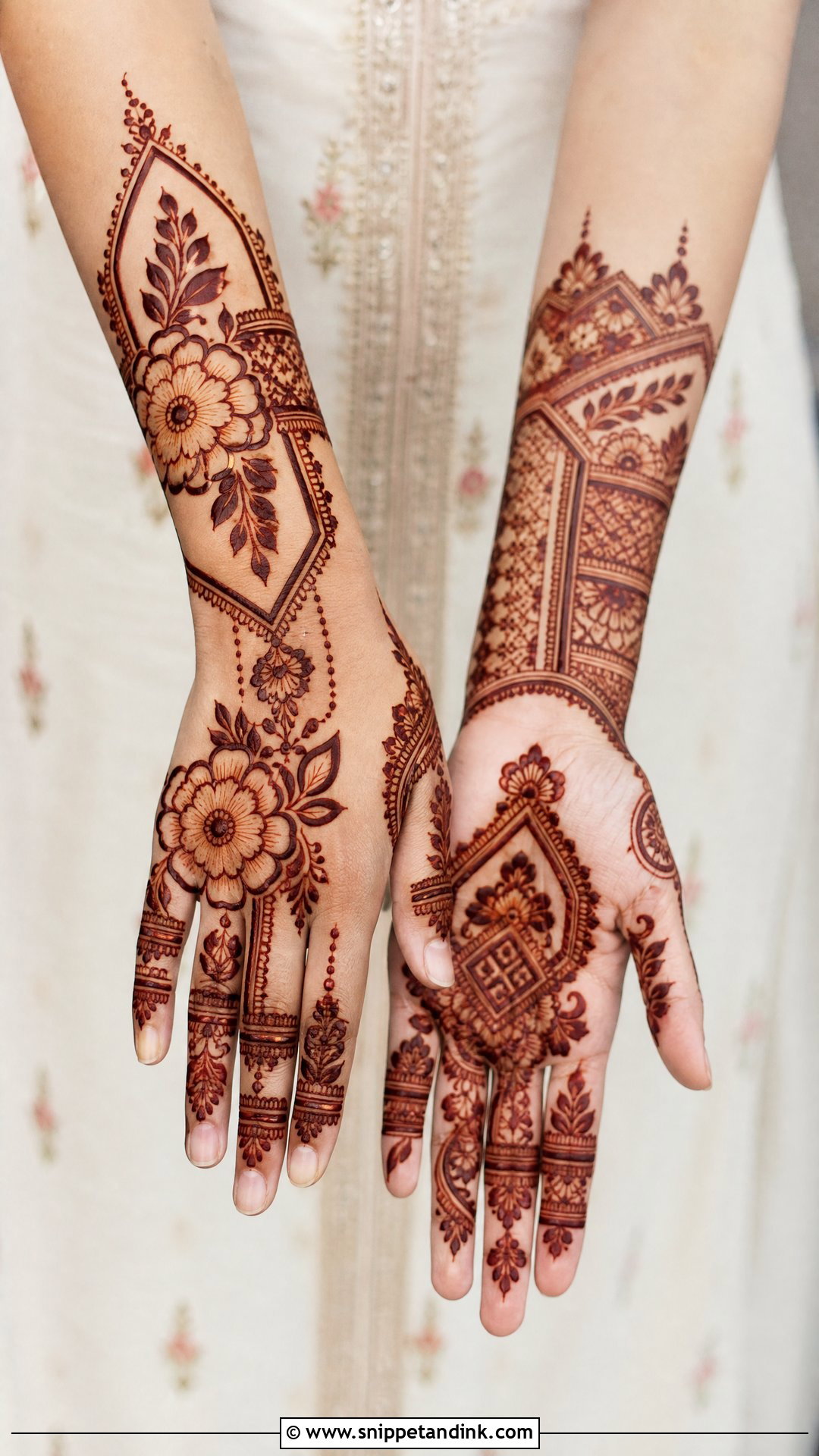 Modern Pakistani Bridal Mehndi - Snippet and Ink - 25 Pakistani Bridal Mehndi Designs