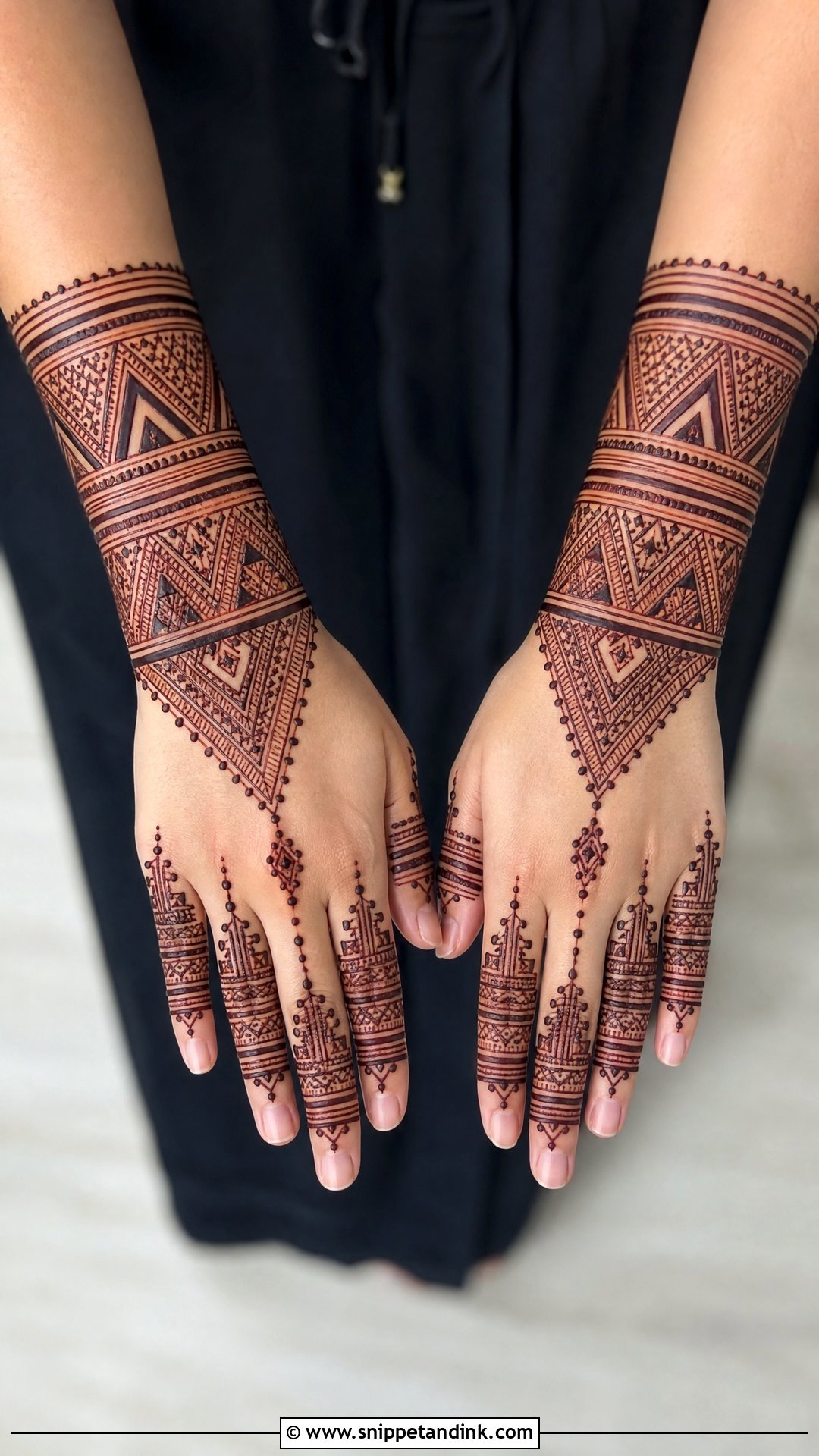 Moroccan Banch Mehndi Design - Snippet and Ink - 30 Banch Mehndi Design Ideas
