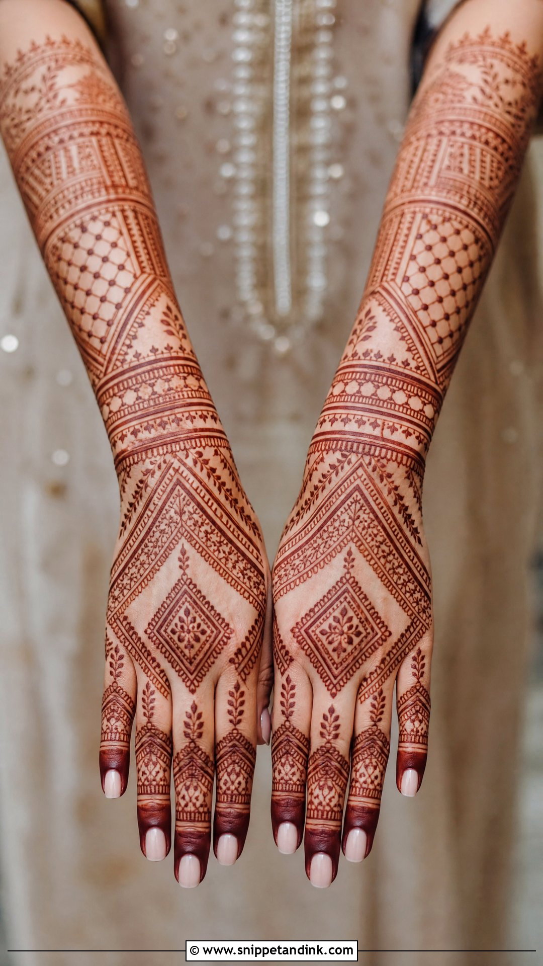 Moroccan Bridal Mehndi Design - Snippet and Ink - 20 Marriage Mehndi Designs