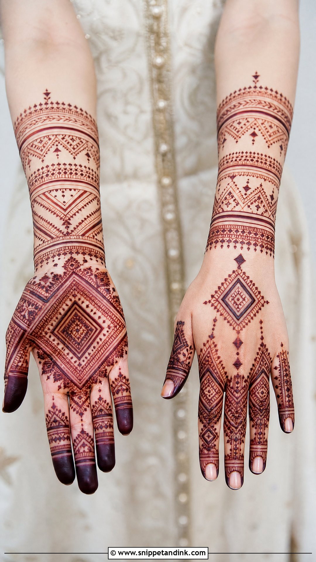 Moroccan Bridal Mehndi Design - Snippet and Ink - 20 Mehndi Design for Bridal Ideas