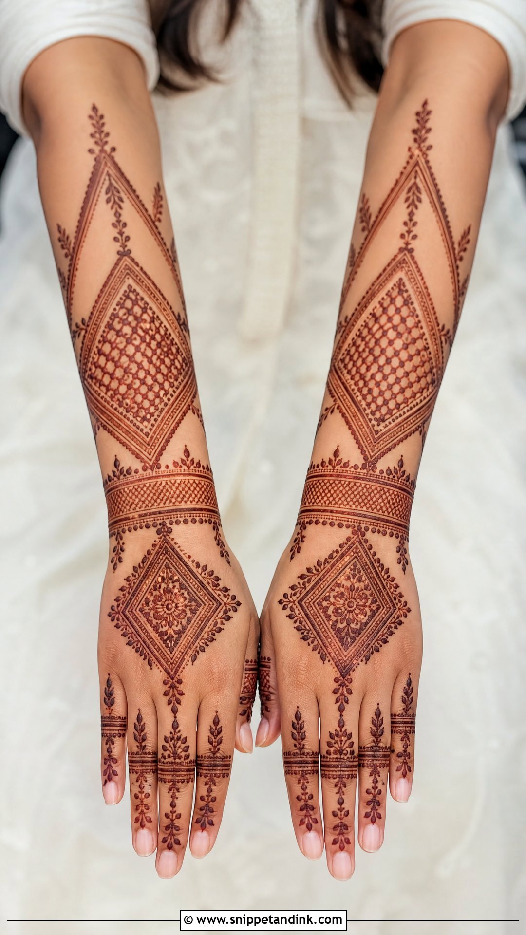 Moroccan Bridal Mehndi Design - Snippet and Ink - 30 Unique Bridal Mehndi Designs Indian Weddings