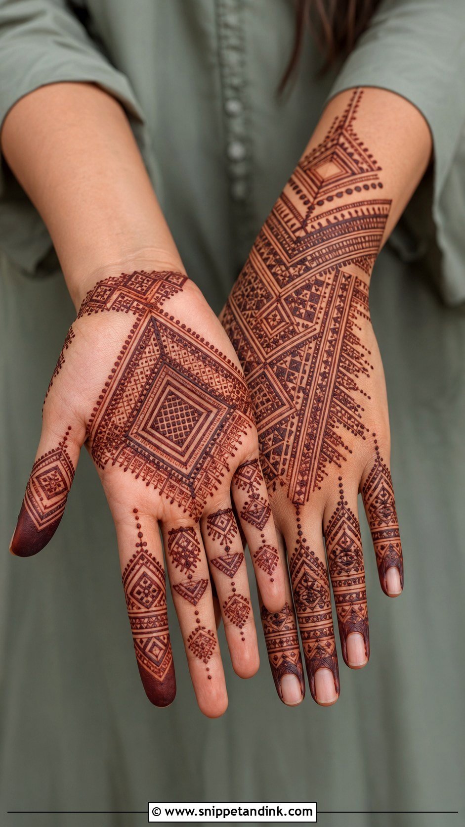 Moroccan Mehndi Design - Snippet and Ink - 30 New Trending Mehndi Designs