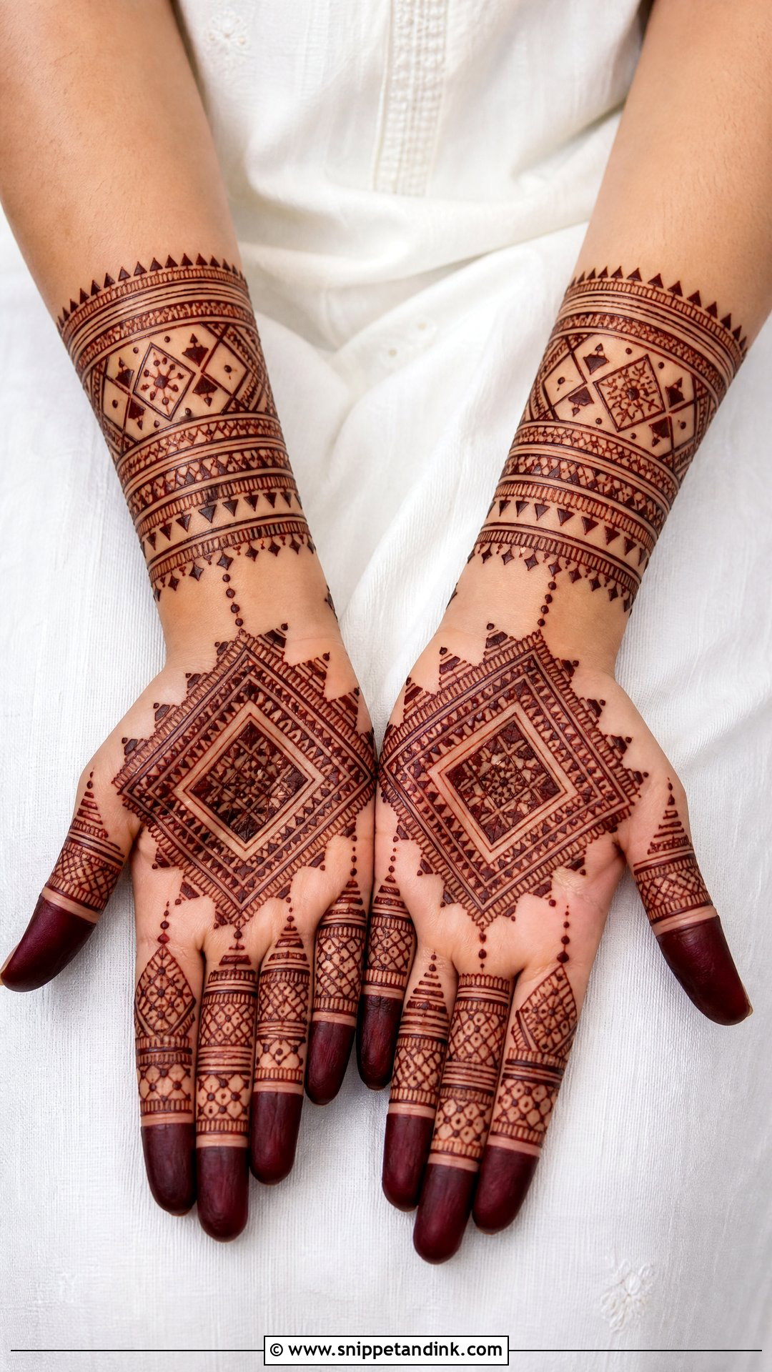 Moroccan Mehndi Design For Wedding - Snippet and Ink - 25 Unique Mehndi Designs for Wedding