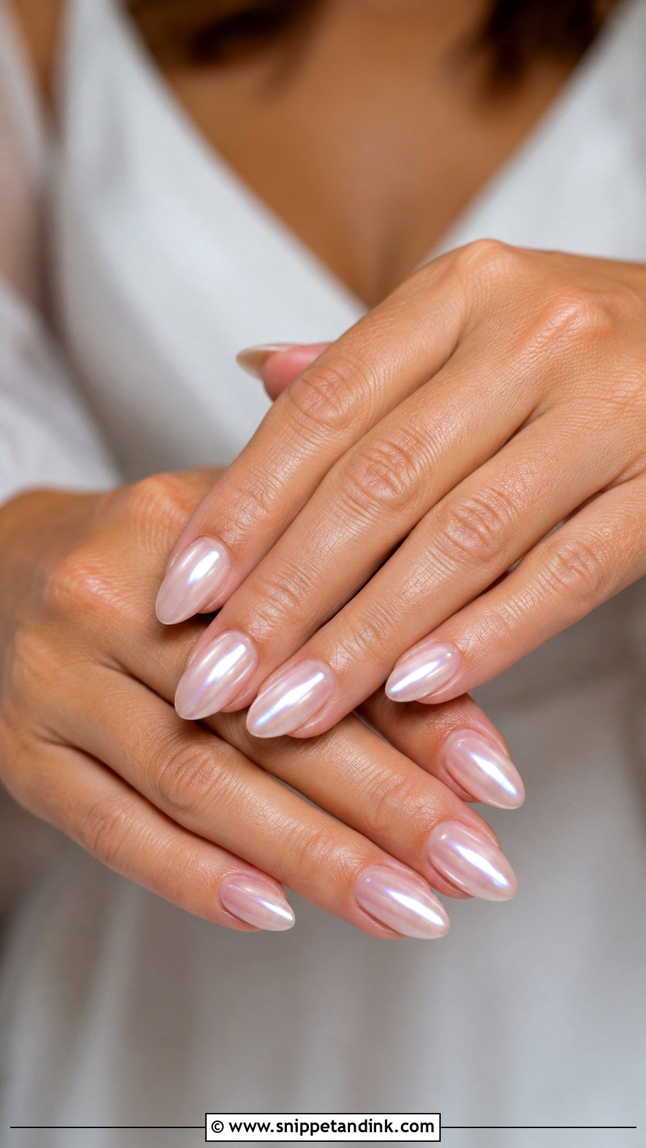 Mother Of Bride Pearl Chrome Nails - Snippet and Ink - 20 Wedding Nails Mother of Bride