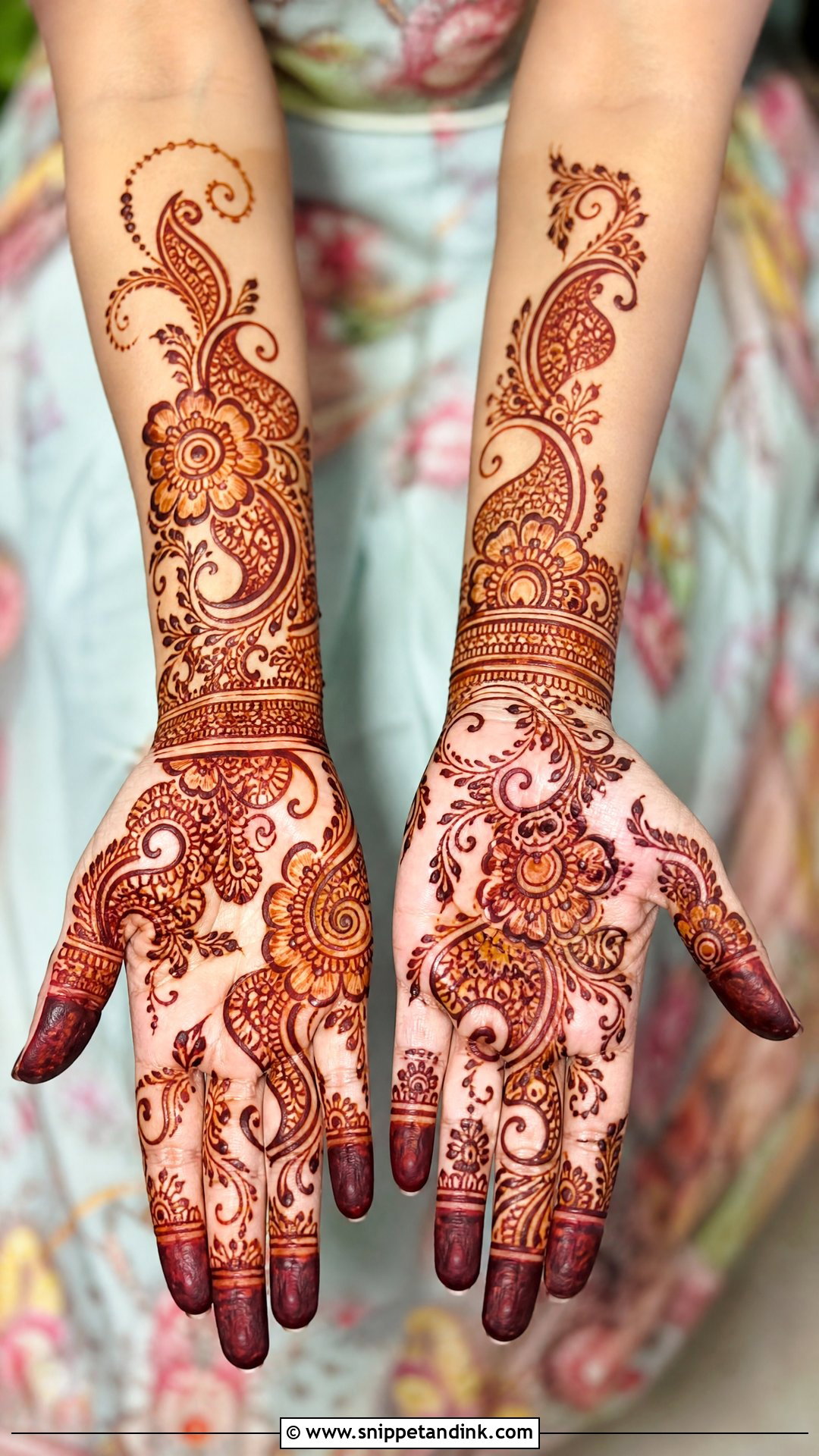Multicolor Mehndi Dress Design - Snippet and Ink - 20 Mehndi Dresses Designs