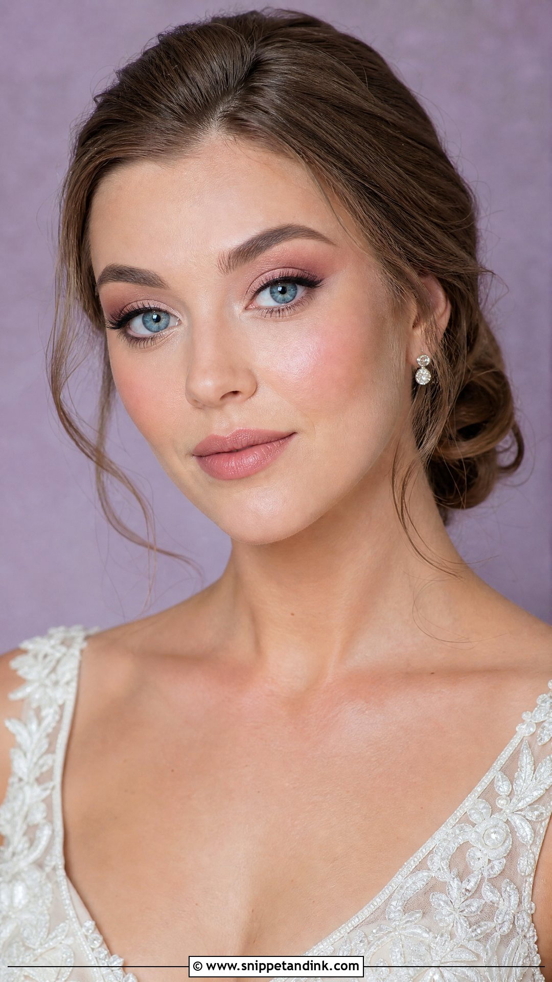 Natural Bridal Makeup With Mauve Eyes For Blue Eyes - Snippet and Ink - 25 Natural Bridal Makeup for Blue Eyes