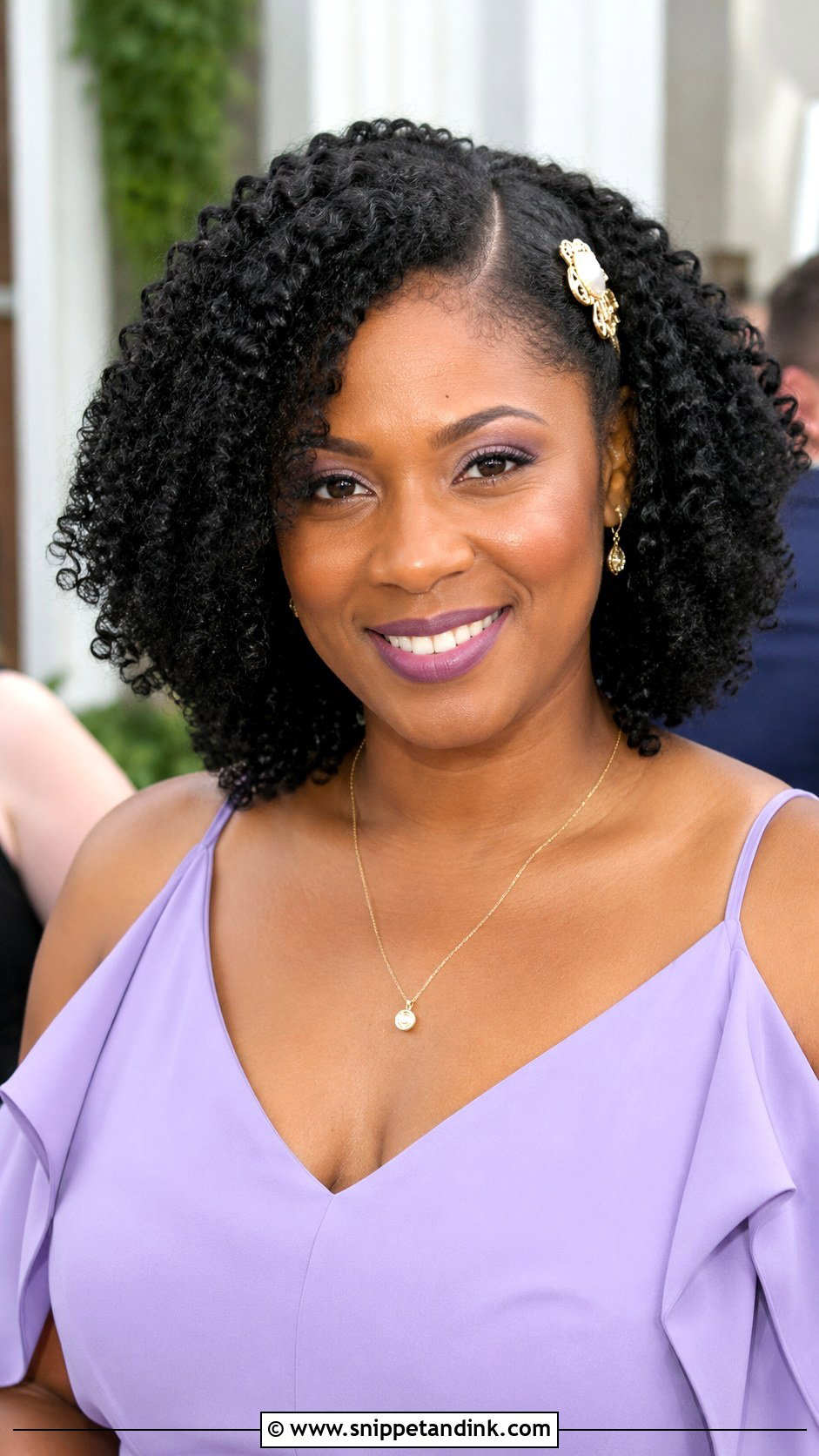 Natural Hair Wash And Go For Wedding Guest - Snippet and Ink - 15 Natural Hair Styles for Wedding Guests