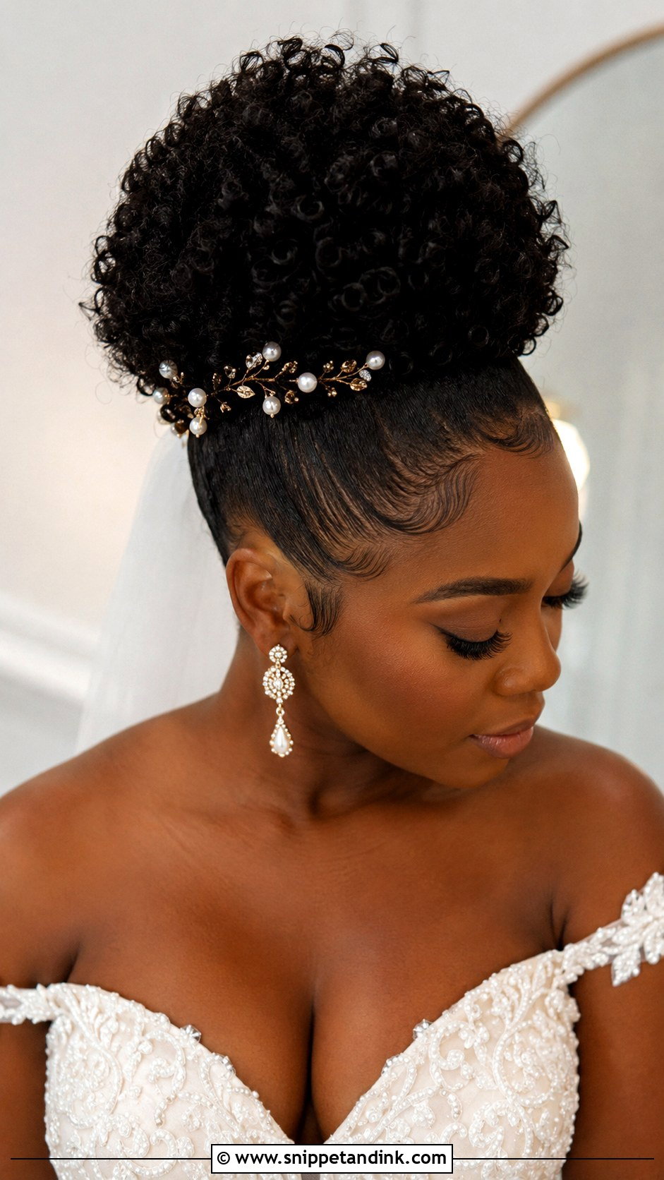 Natural Hair Wedding Hair - Snippet and Ink - 15 Hair to Wedding Ideas