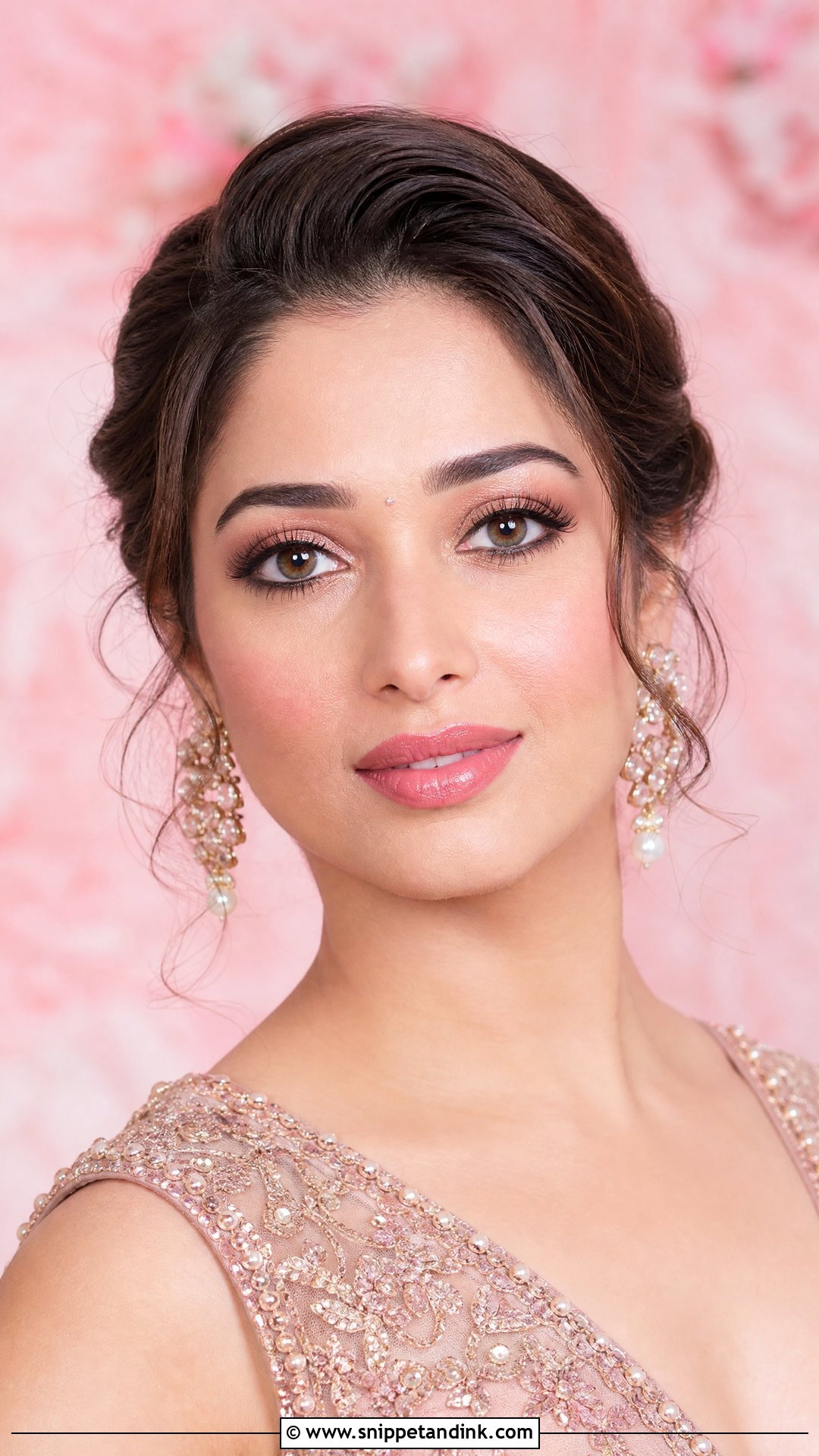 Natural Indian Bridal Makeup With Nude Pink Lip - Snippet and Ink - 25 Natural Indian Bridal Makeup Ideas