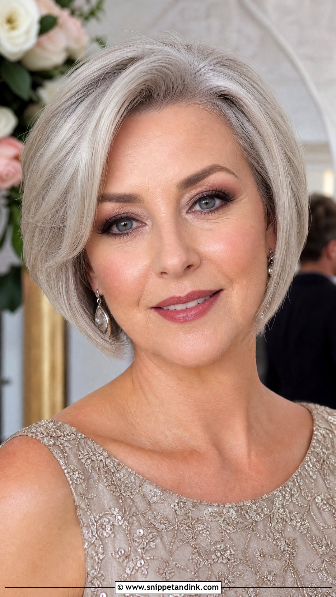 Natural Smokey Eye Wedding Makeup For Mother Of The Bride - Snippet and Ink - 20 Natural Smokey Eye Makeup Wedding Ideas