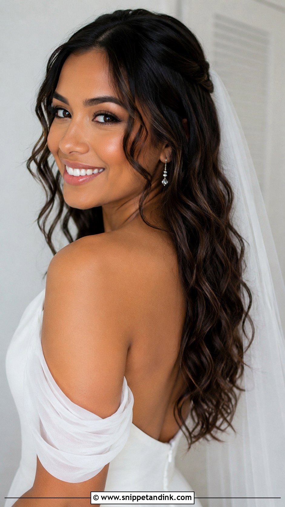 Natural Waves Wedding Hair - Snippet and Ink - 15 Romantic Waves Wedding Hair