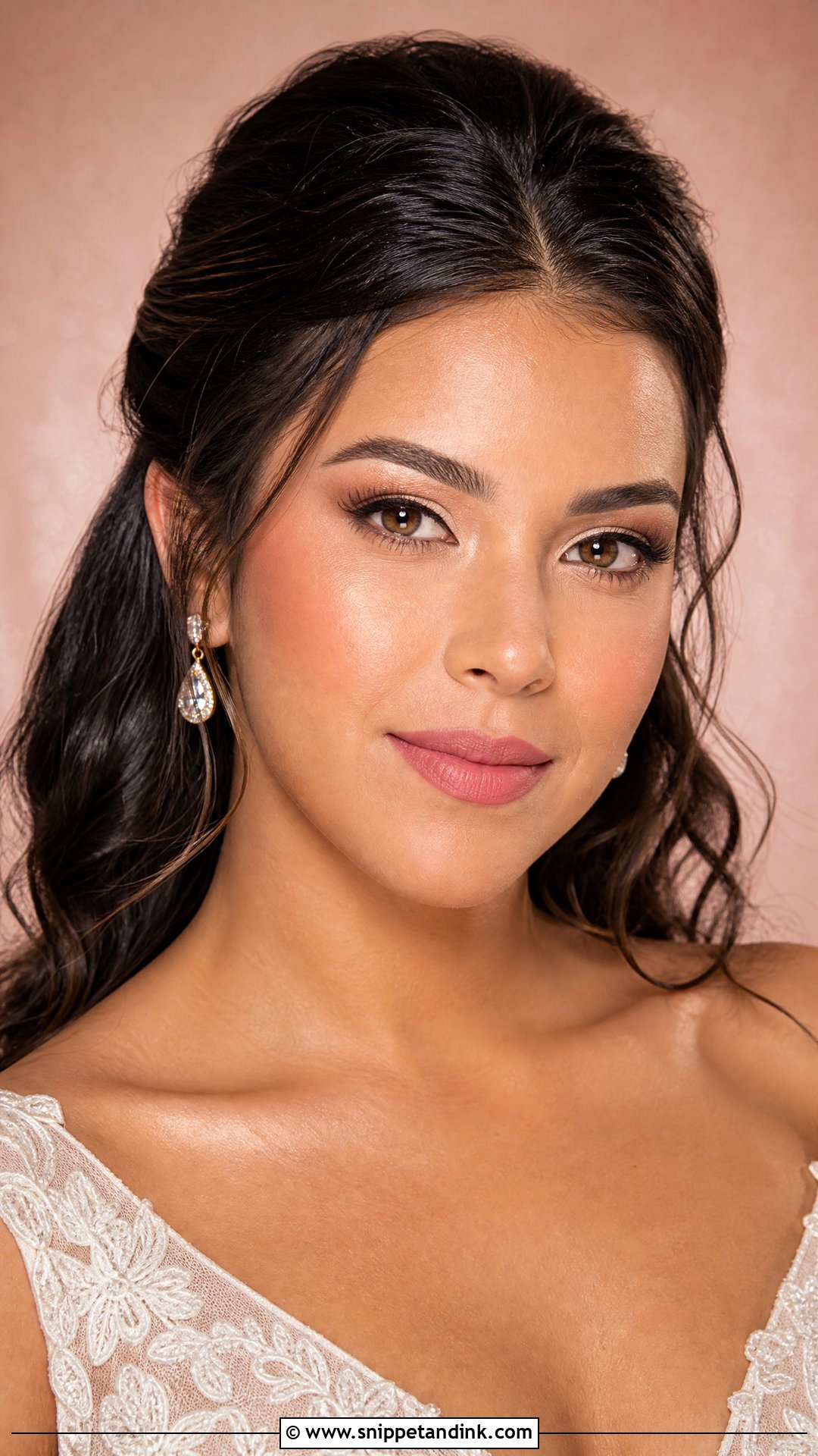 Natural Wedding Makeup With Soft Glam Eyes - Snippet and Ink - 20 Natural Make Up Wedding Ideas