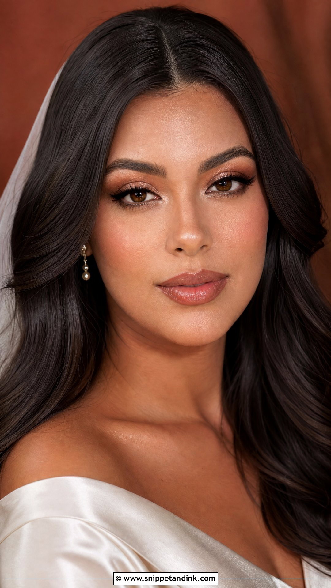 Natural Wedding Makeup With Warm Brown Eyes - Snippet and Ink - 25 Natural Makeup for Wedding Ideas