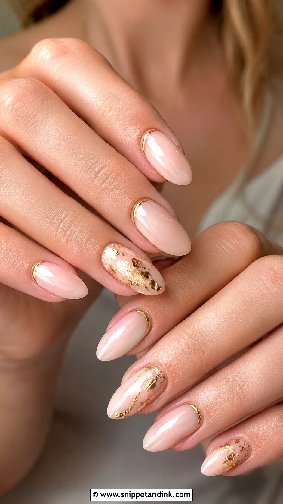Natural Wedding Nails With Gold Detail - Snippet and Ink - 20 Natural Nails for Wedding