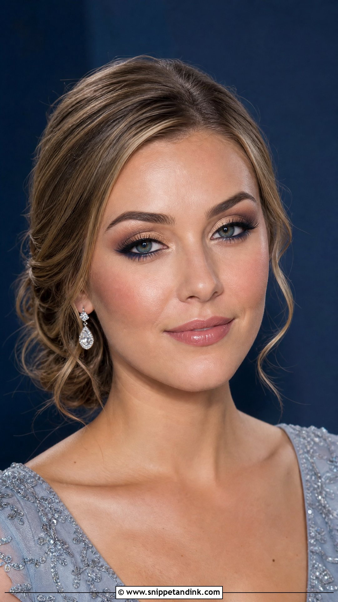 Navy Wedding Guest Eye Makeup - Snippet and Ink - 20 Wedding Guest Eye Makeup Ideas