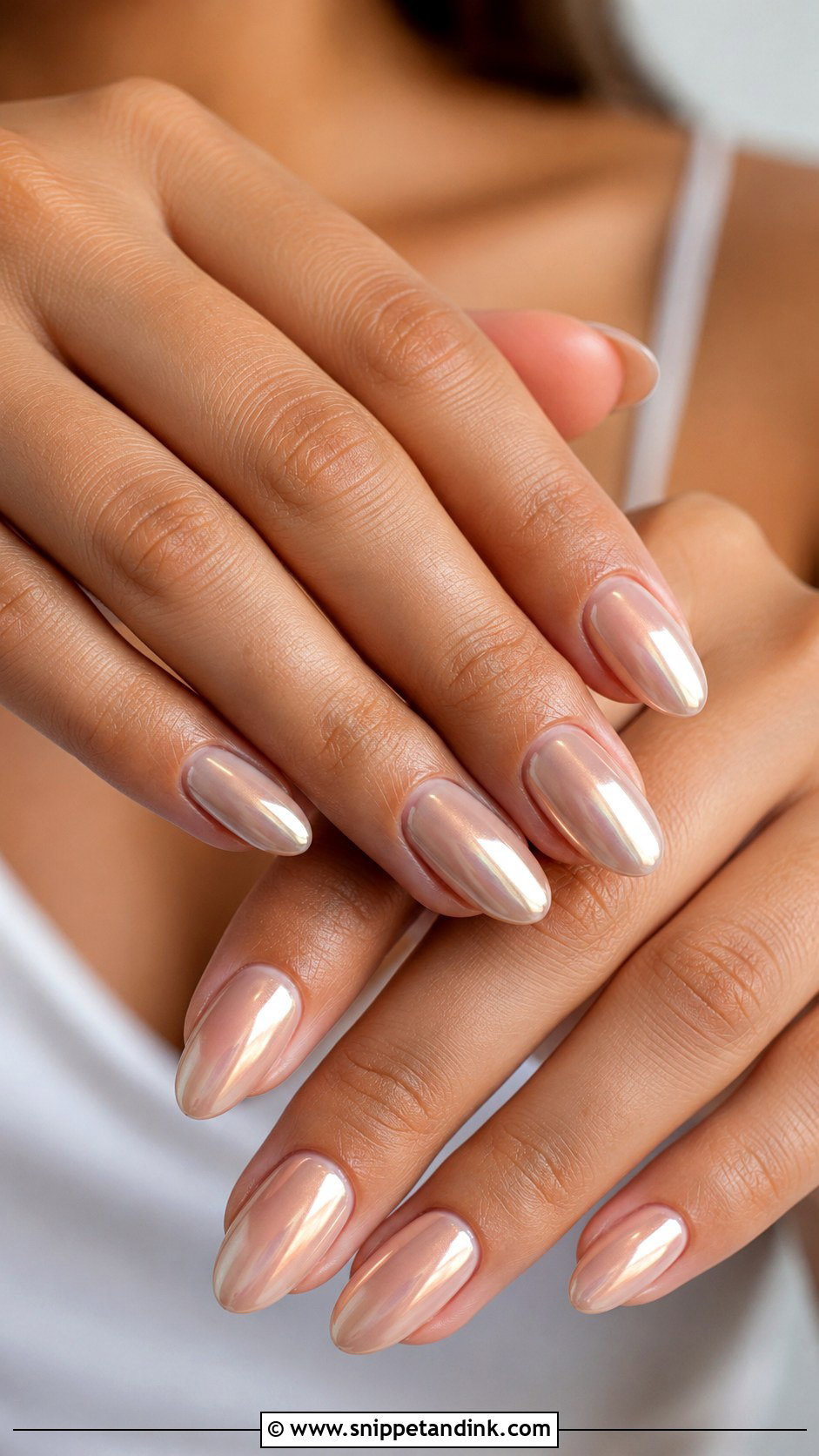 Nude Chrome Bridesmaid Nails - Snippet and Ink - 20 Summer Bridesmaid Nails