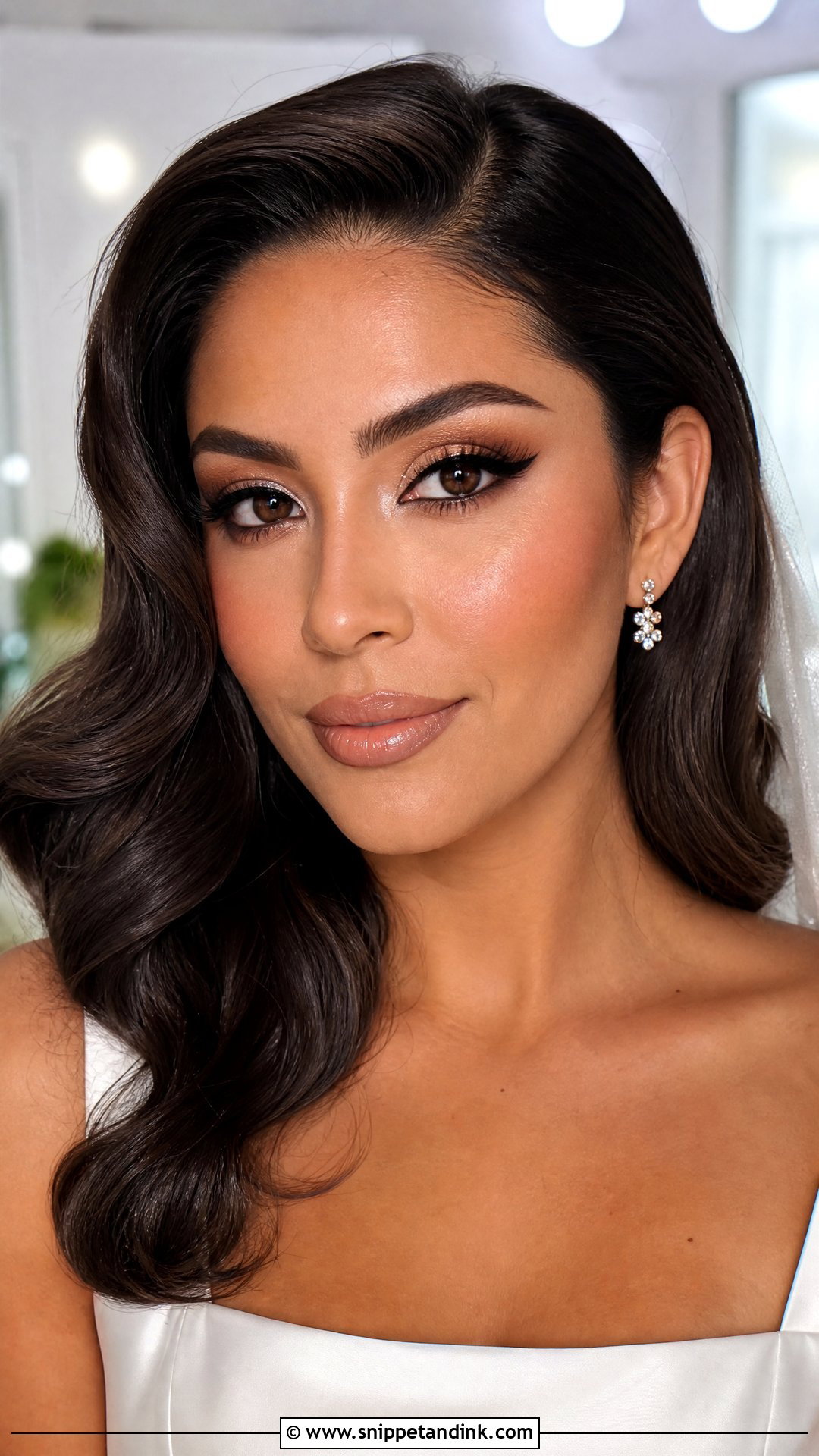 Nude Lip Bridal Makeup - Snippet and Ink - 20 Makeup Looks for Wedding Bride
