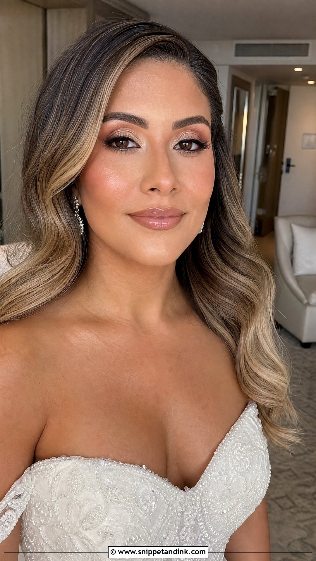 Nude Lip Wedding Makeup For Blonde Hair And Blue Eyes - Snippet and Ink - 20 Wedding Makeup for Blonde Hair and Blue Eyes