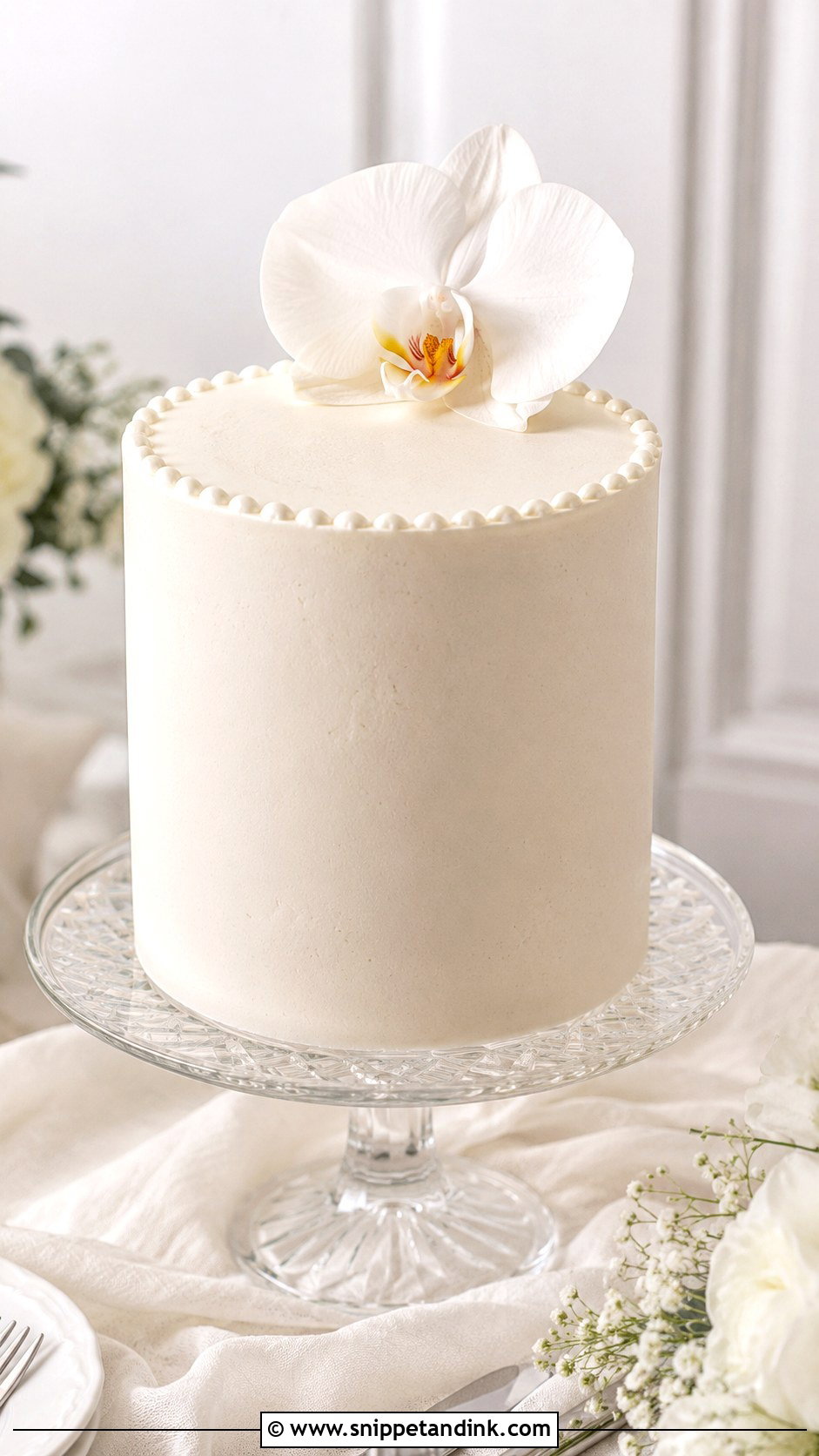 One Tier Wedding Cake - Snippet and Ink - 25 Simple But Elegant Wedding Cakes