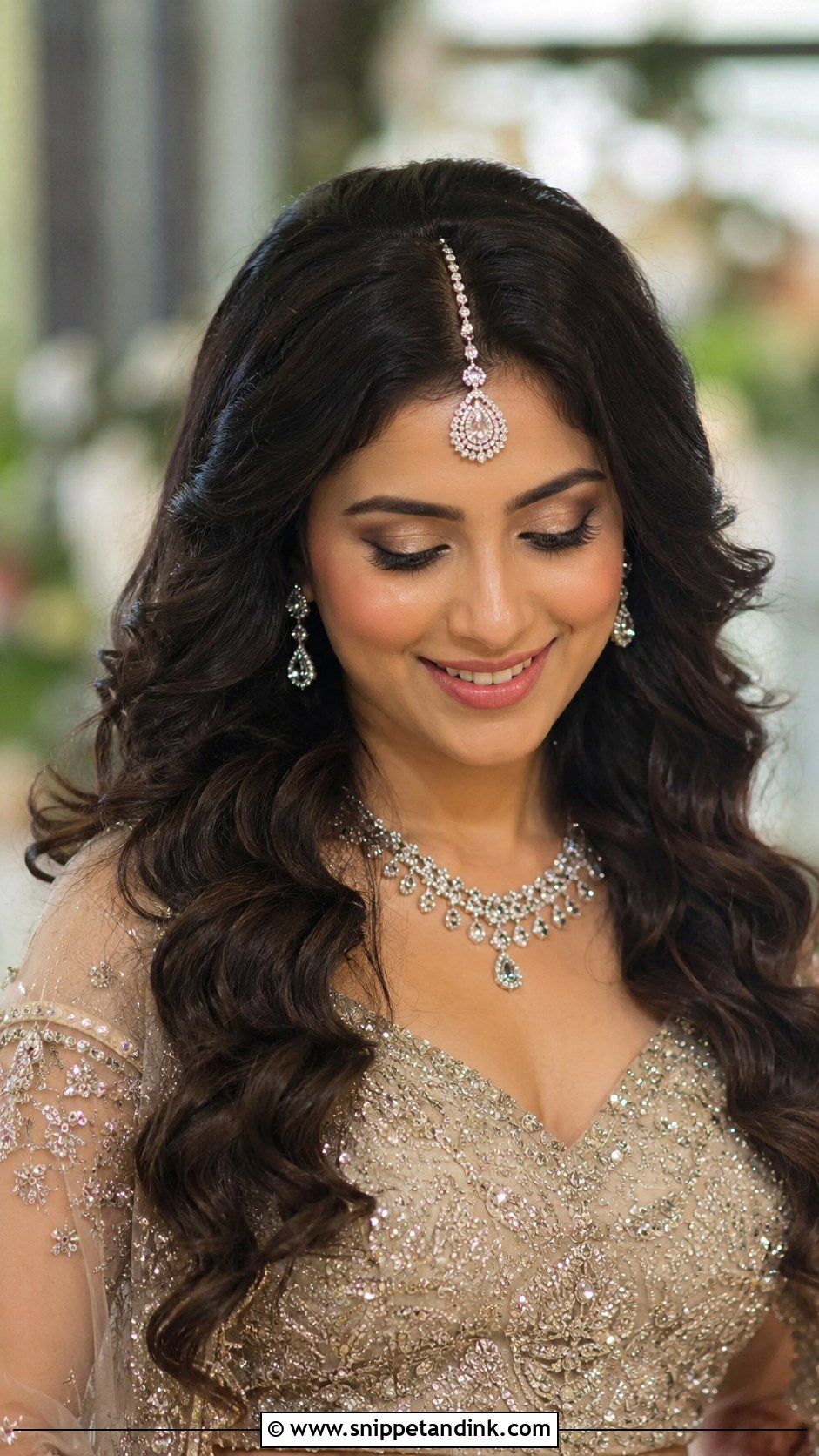 Open Curls With Maang Tikka - Snippet and Ink - 30 Indian Hairstyle for Wedding Ideas