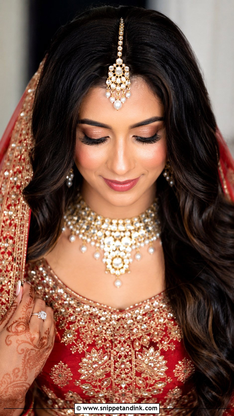 Open Hair With Maang Tikka - Snippet and Ink - 20 Bride with Open Hair Ideas