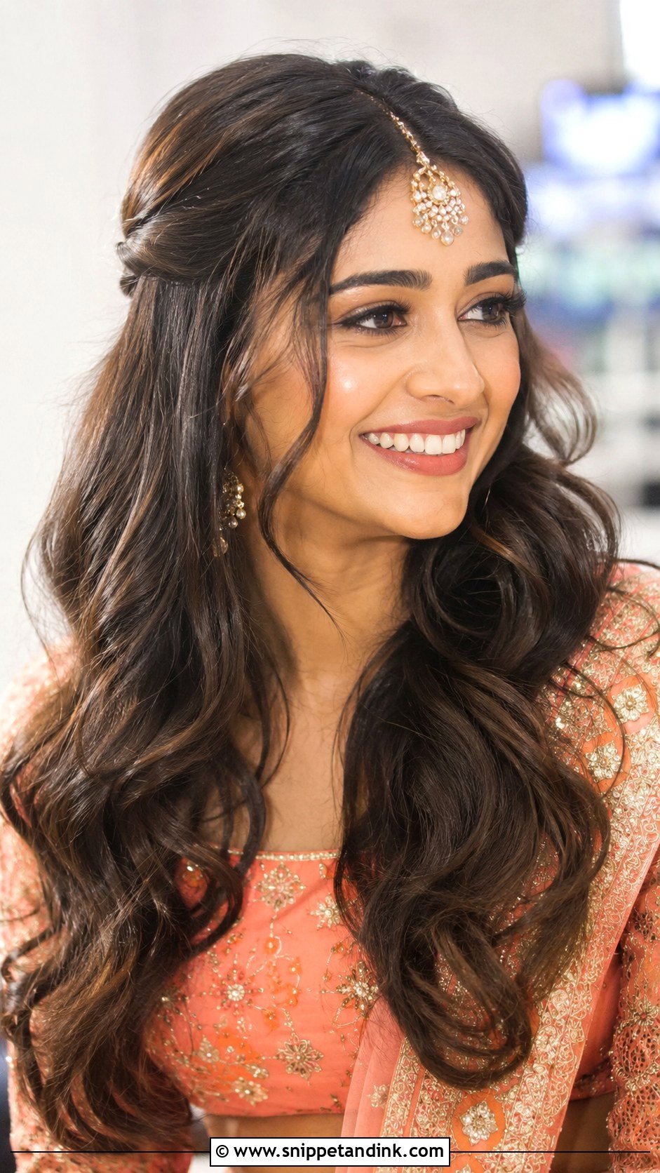 Open Hair With Soft Curls - Snippet and Ink - 35 Mehndi Hairstyles