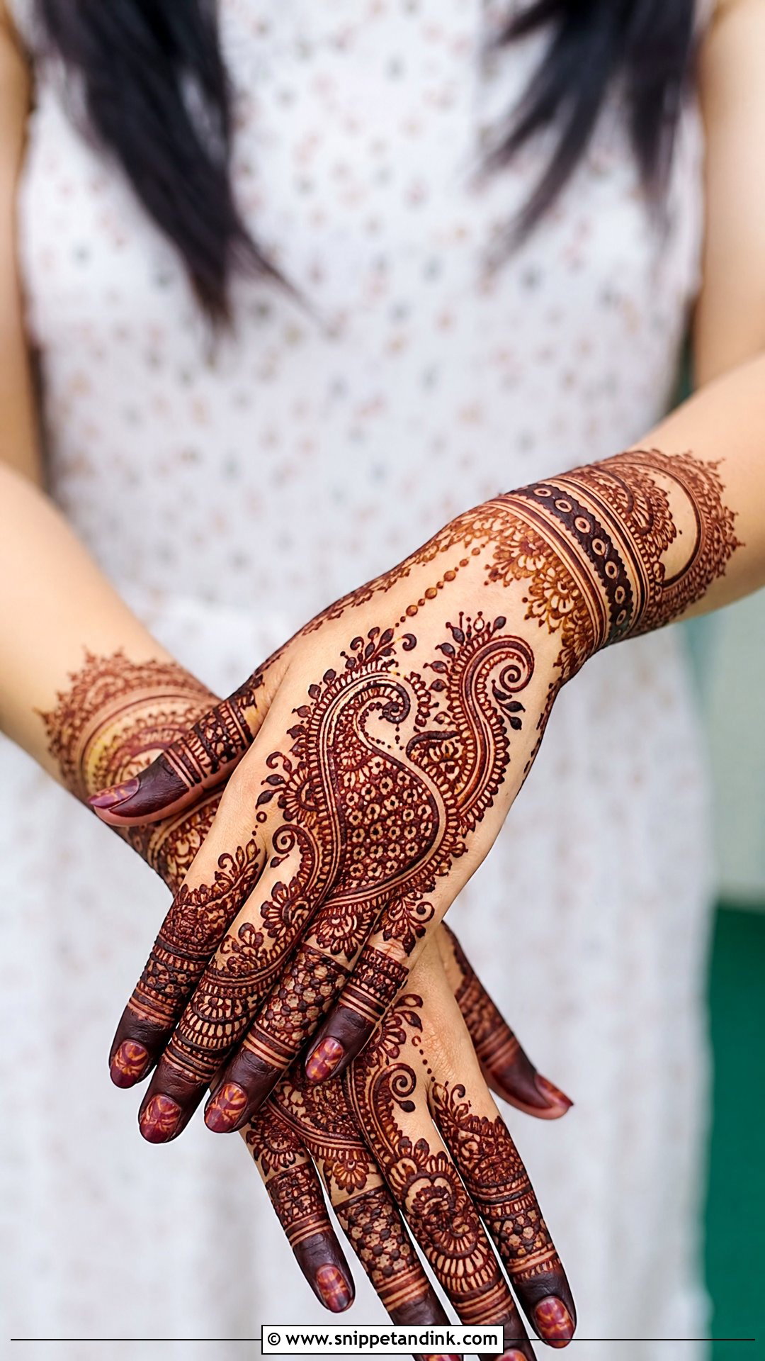 Paisley Bridal Back Hand Mehndi Design - Snippet and Ink - 25 New Bridal Back Hand Mehndi Designs