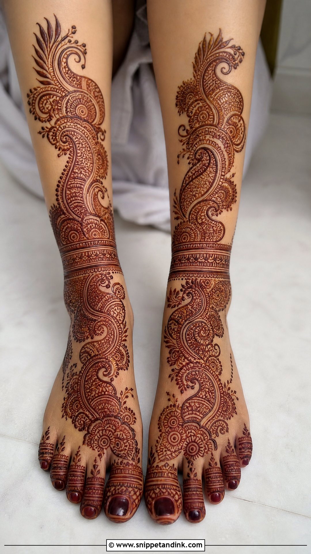 Paisley Bridal Leg Mehndi Design - Snippet and Ink - 20 Bridal Mehndi Designs Leg