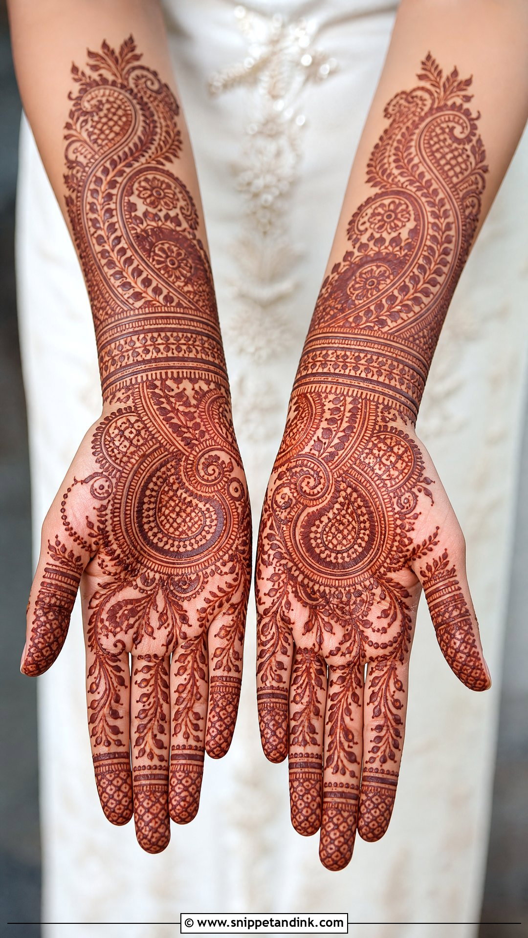 Paisley Bridal Mehndi Design - Snippet and Ink - 25 Mehndi Designs for Wedding