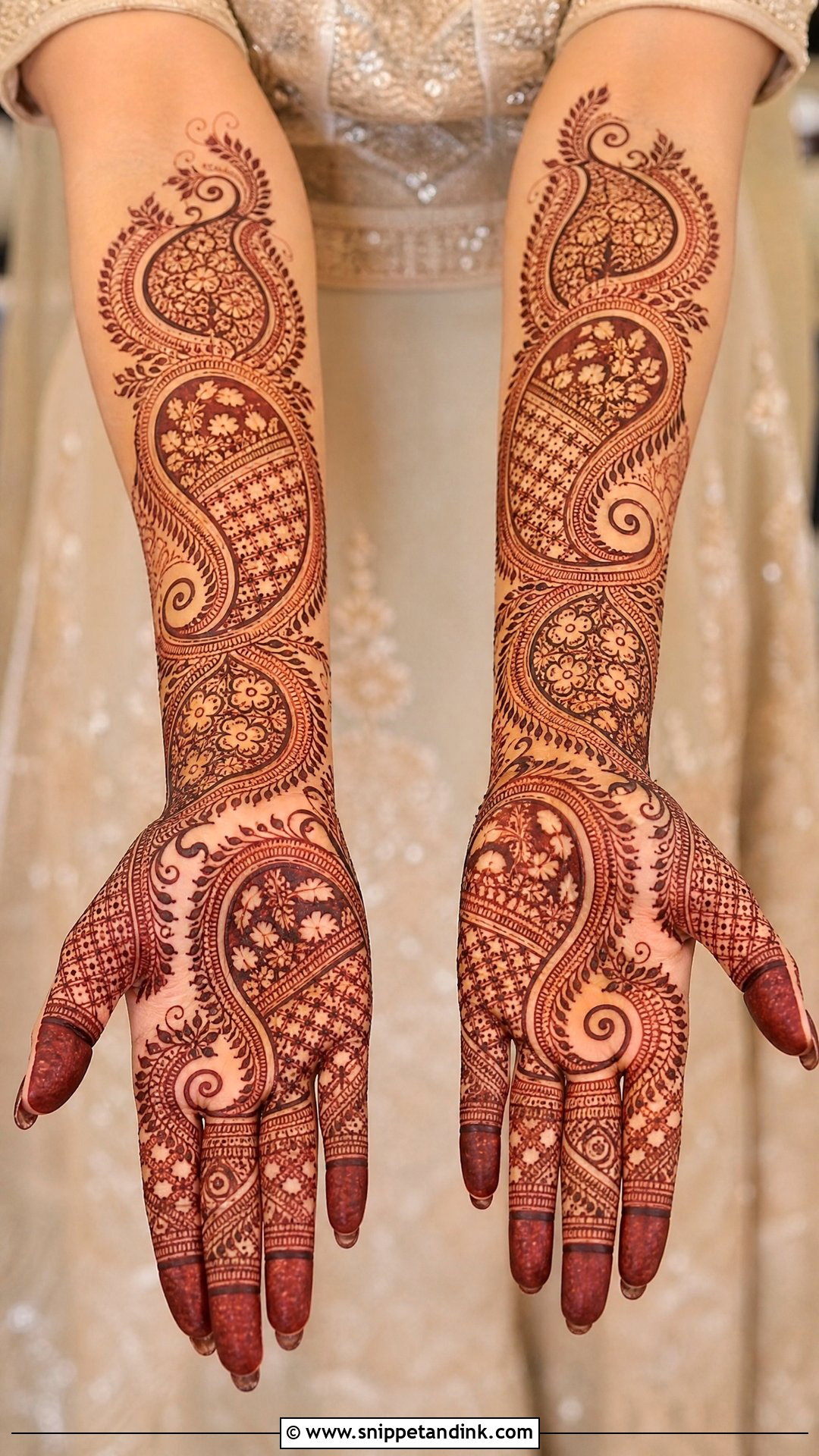 Paisley Bridal Mehndi Design - Snippet and Ink - 30 Bridal Wedding Mehndi Designs