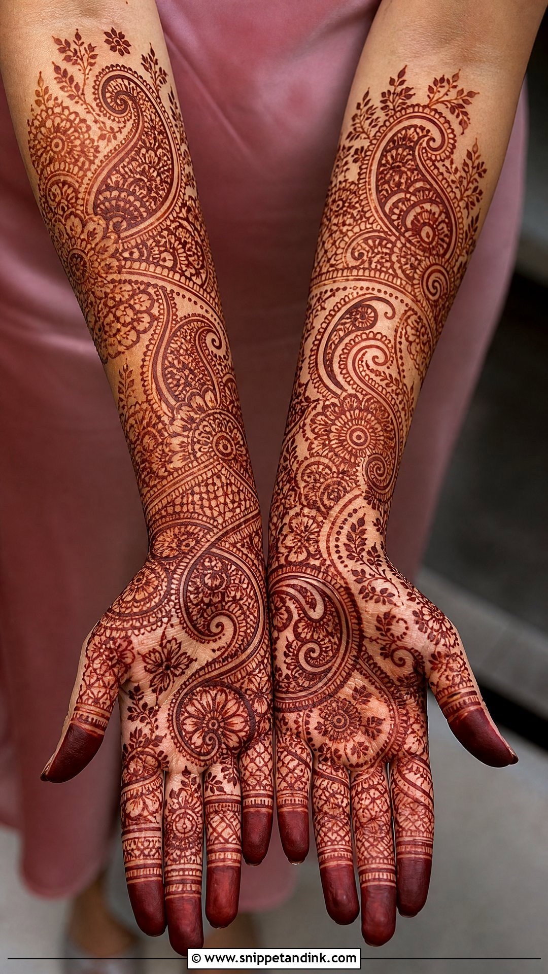 Paisley Bridal Mehndi Design - Snippet and Ink - 30 Bride Mehndi Designs