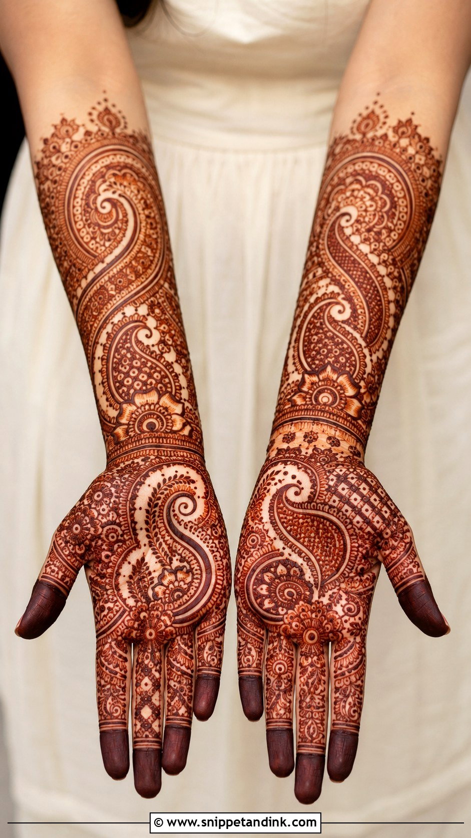 Paisley Bridal Mehndi Design - Snippet and Ink - 35 Latest Bridal Mehndi Designs
